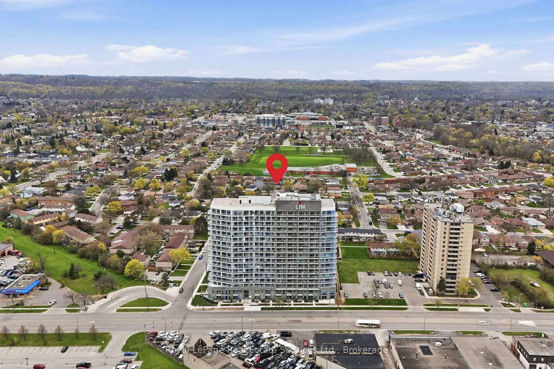 Photo 2 of Unit 202, 2782 Barton Street E, Hamilton, Riverdale — HOMEH