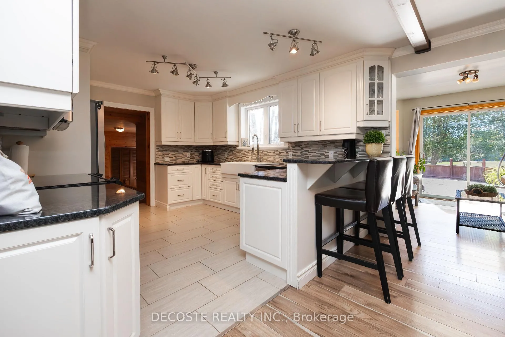 Photo 6 of 21410 County 10 Road, North Glengarry, North Glengarry (Lochiel) Twp — HOMEH