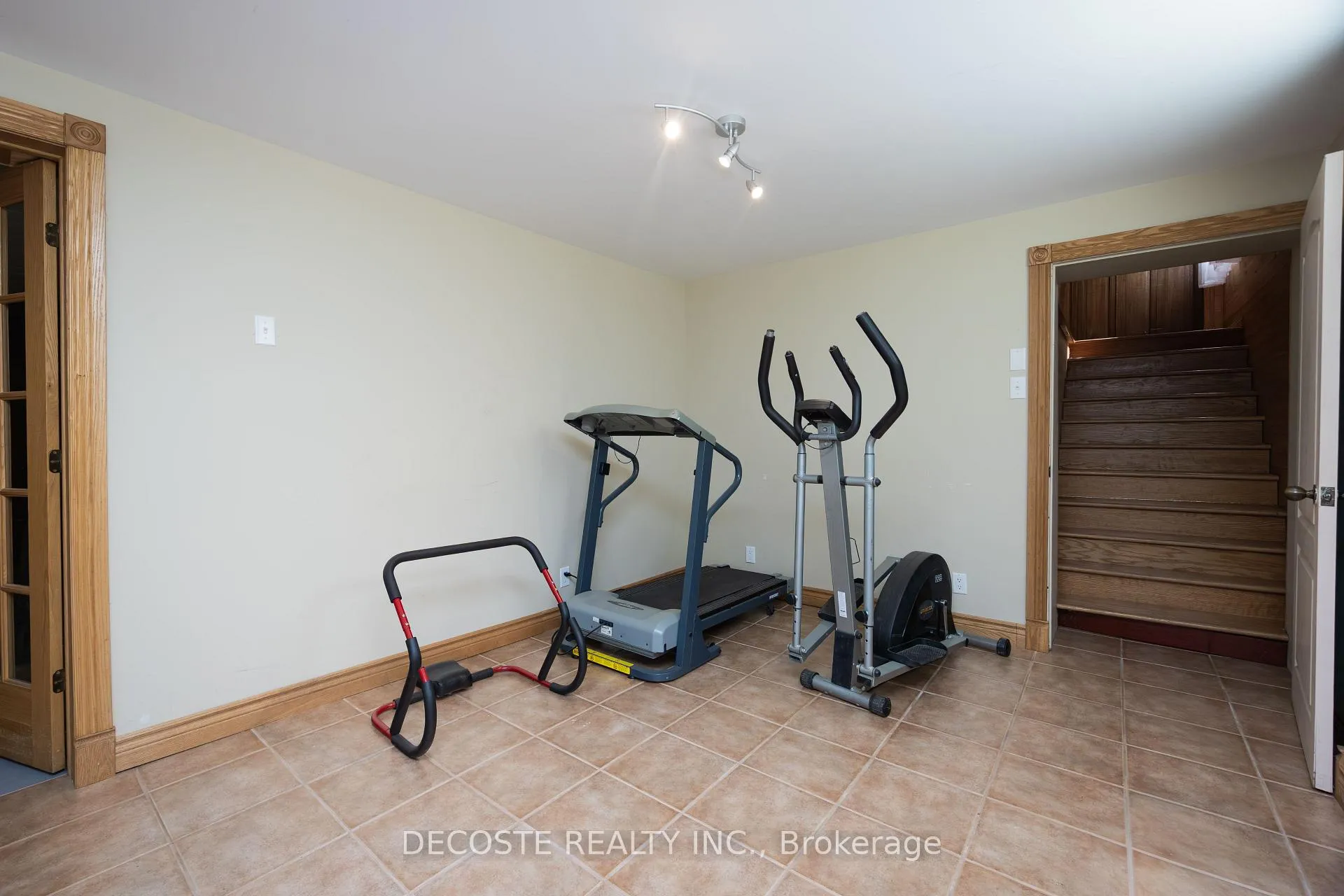 Photo 24 of 21410 County 10 Road, North Glengarry, North Glengarry (Lochiel) Twp — HOMEH