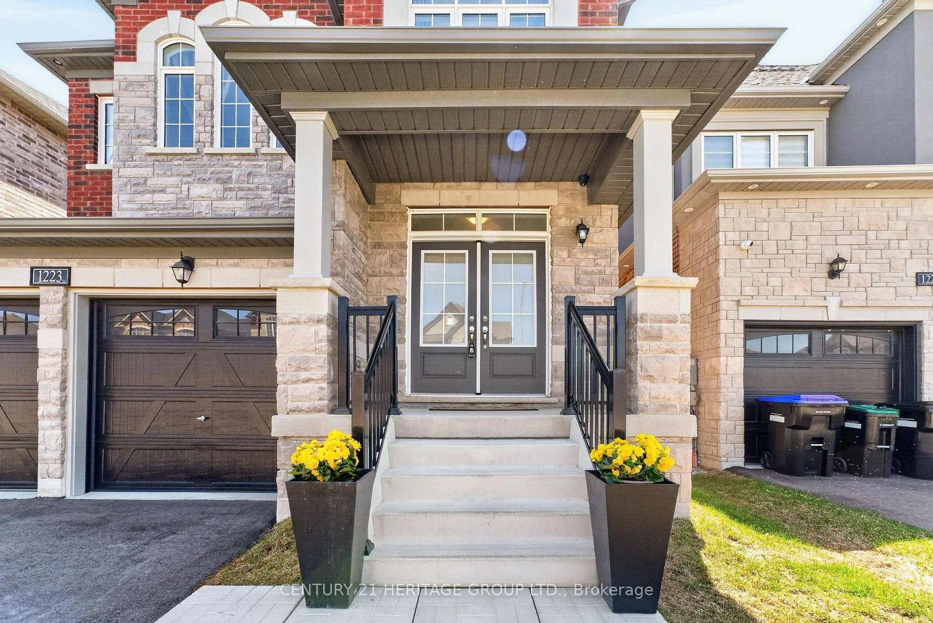 Photo 3 of 1223 Wickham Road, Innisfil, Rural Innisfil — HOMEH