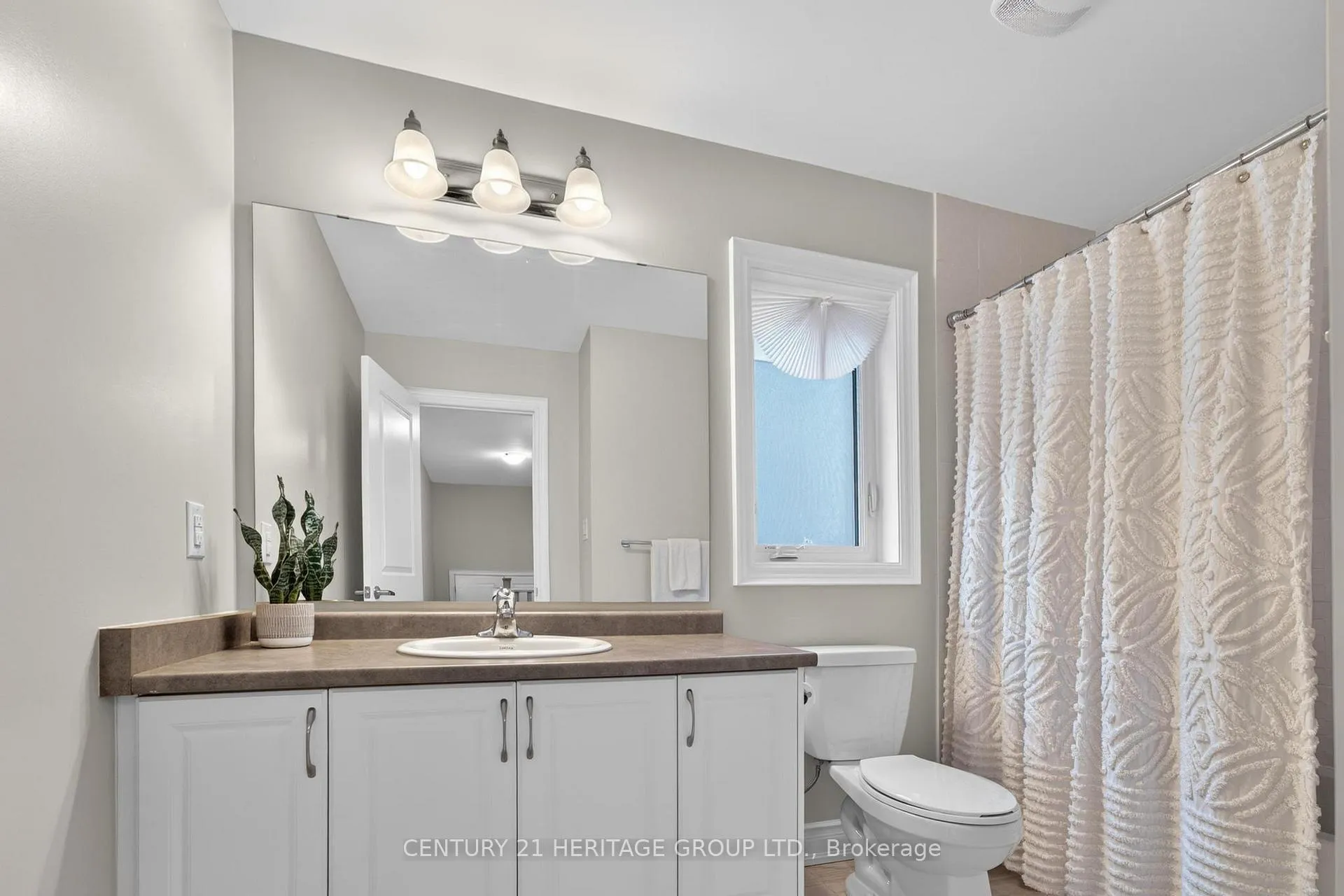 Photo 35 of 1223 Wickham Road, Innisfil, Rural Innisfil — HOMEH