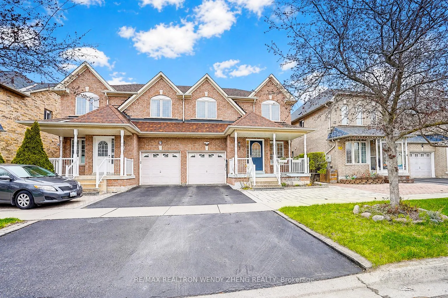 Photo 2 of 5 Vineland Street, Markham, Village Green-South Unionville — HOMEH