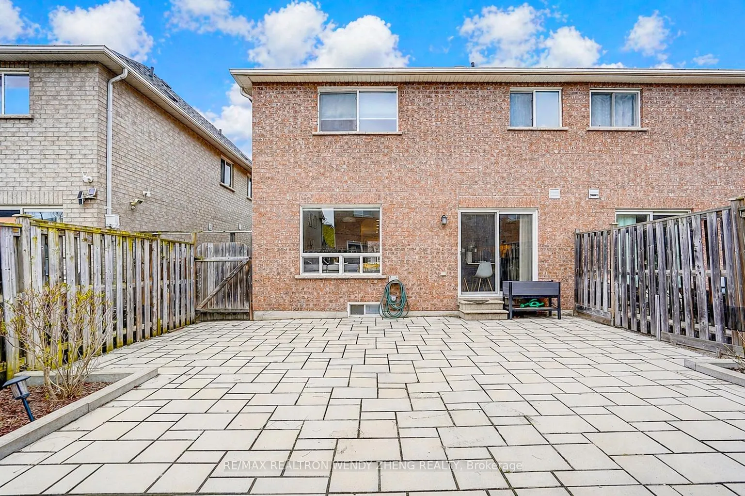 Photo 4 of 5 Vineland Street, Markham, Village Green-South Unionville — HOMEH