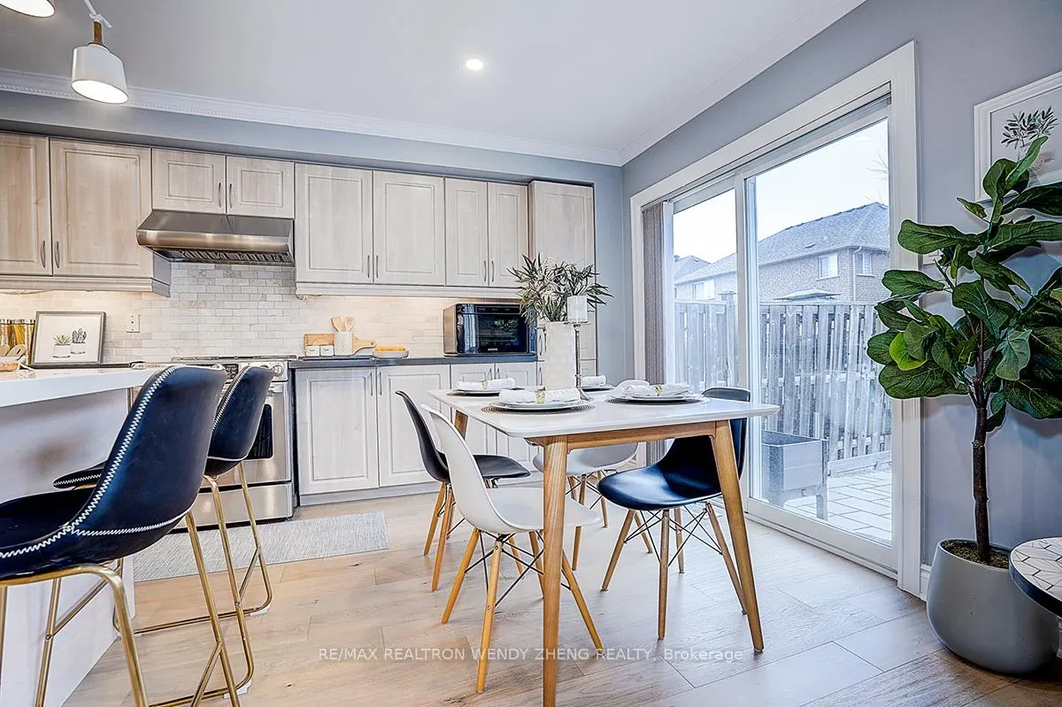 Photo 21 of 5 Vineland Street, Markham, Village Green-South Unionville — HOMEH