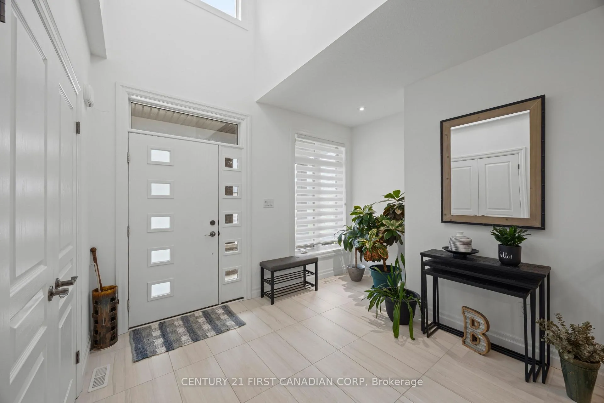 Photo 5 of 31 Violet Court, Middlesex Centre, Ilderton — HOMEH