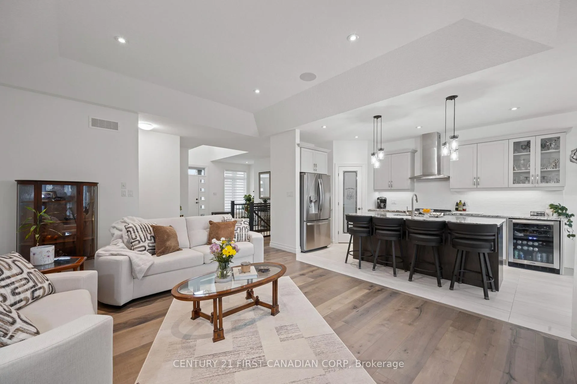 Photo 9 of 31 Violet Court, Middlesex Centre, Ilderton — HOMEH