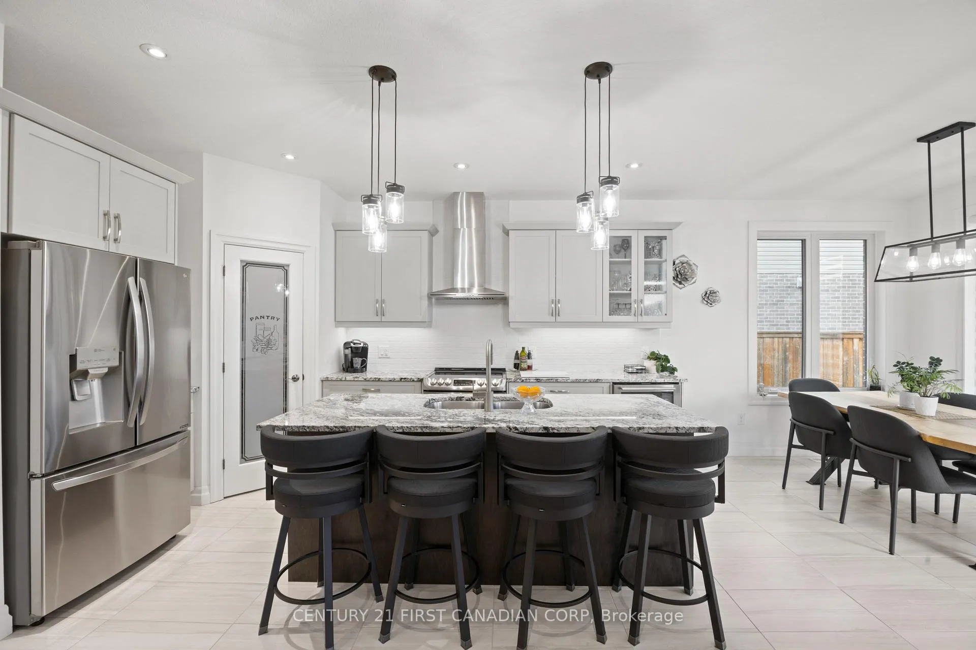 Photo 11 of 31 Violet Court, Middlesex Centre, Ilderton — HOMEH