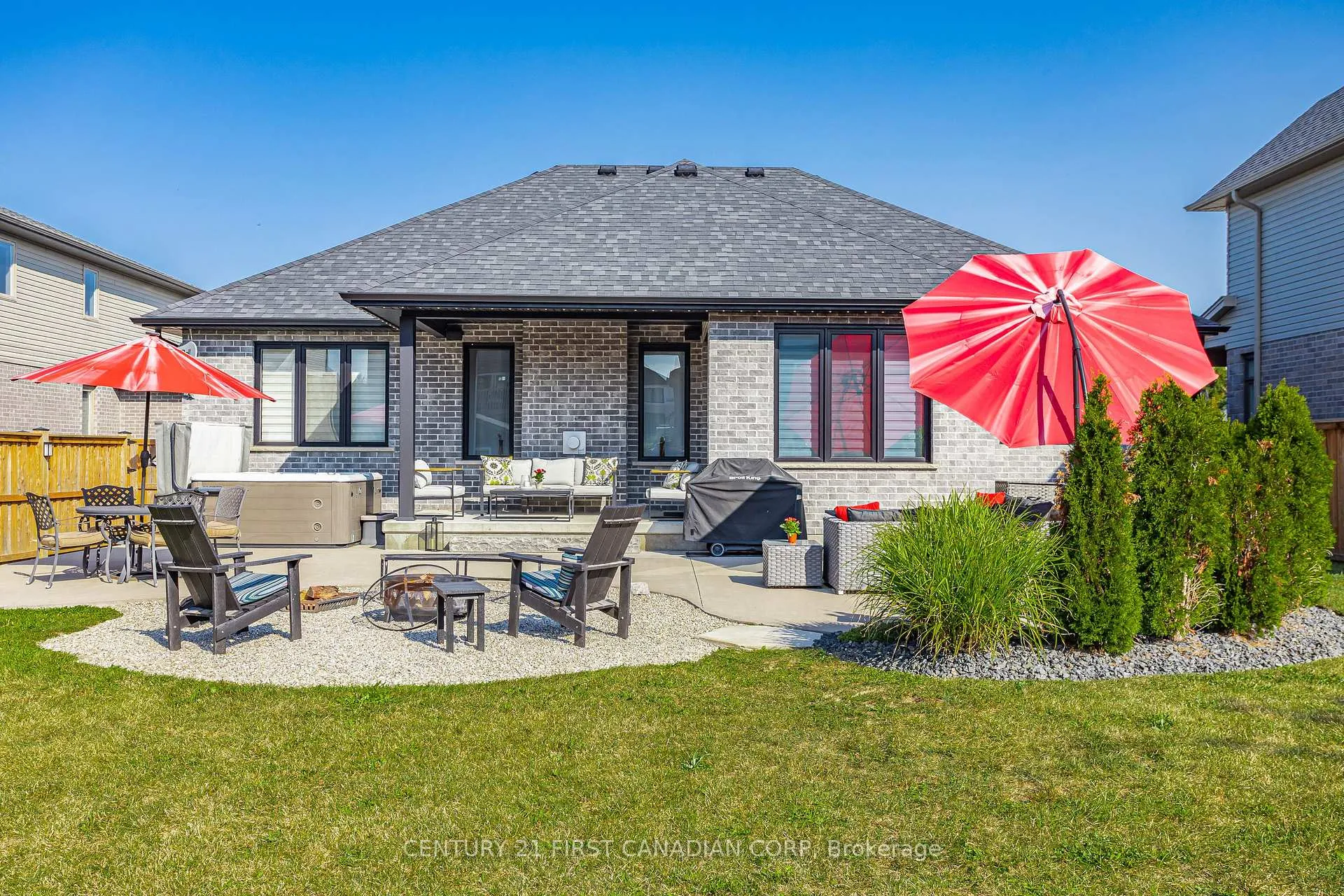 Photo 33 of 31 Violet Court, Middlesex Centre, Ilderton — HOMEH