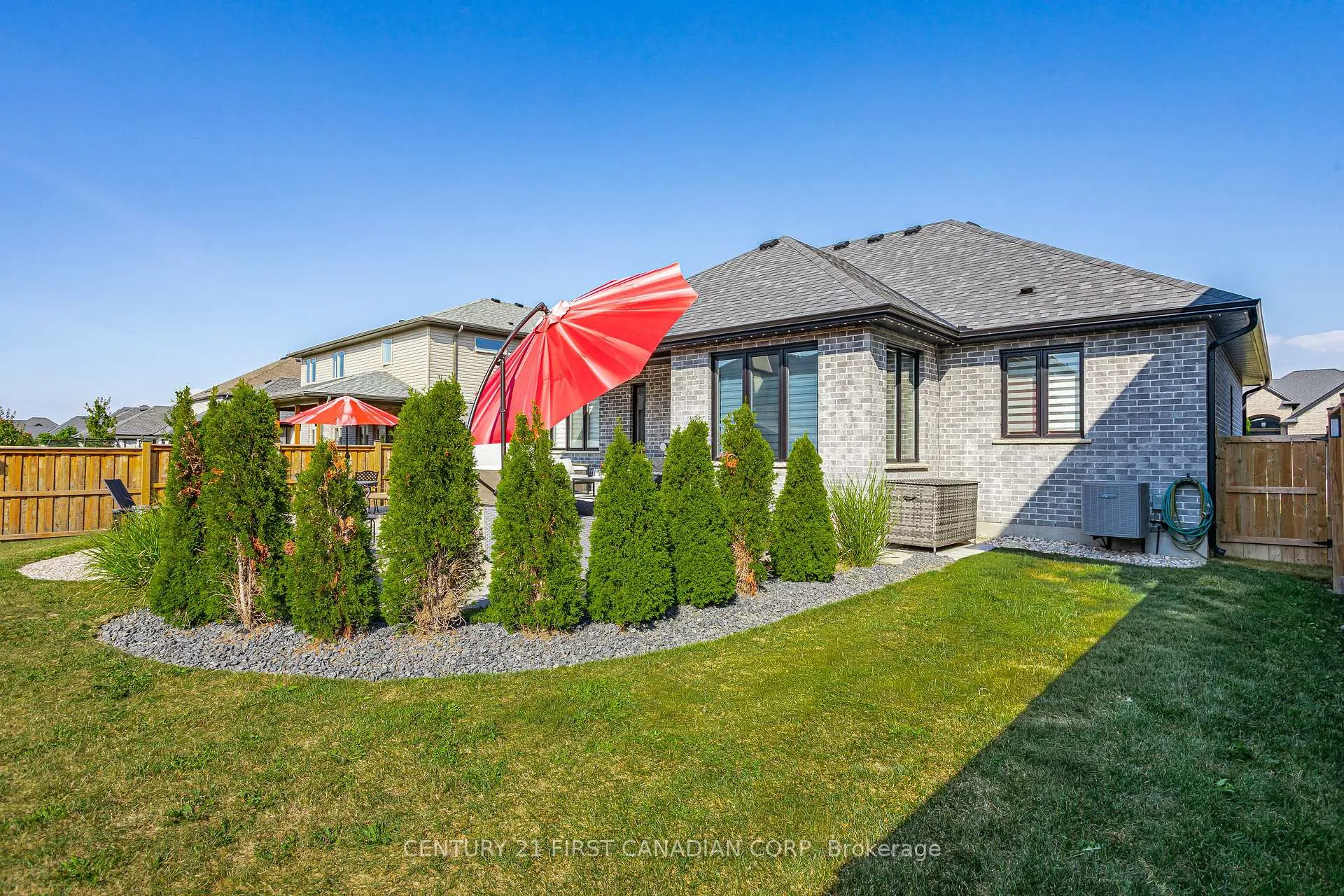 Photo 34 of 31 Violet Court, Middlesex Centre, Ilderton — HOMEH