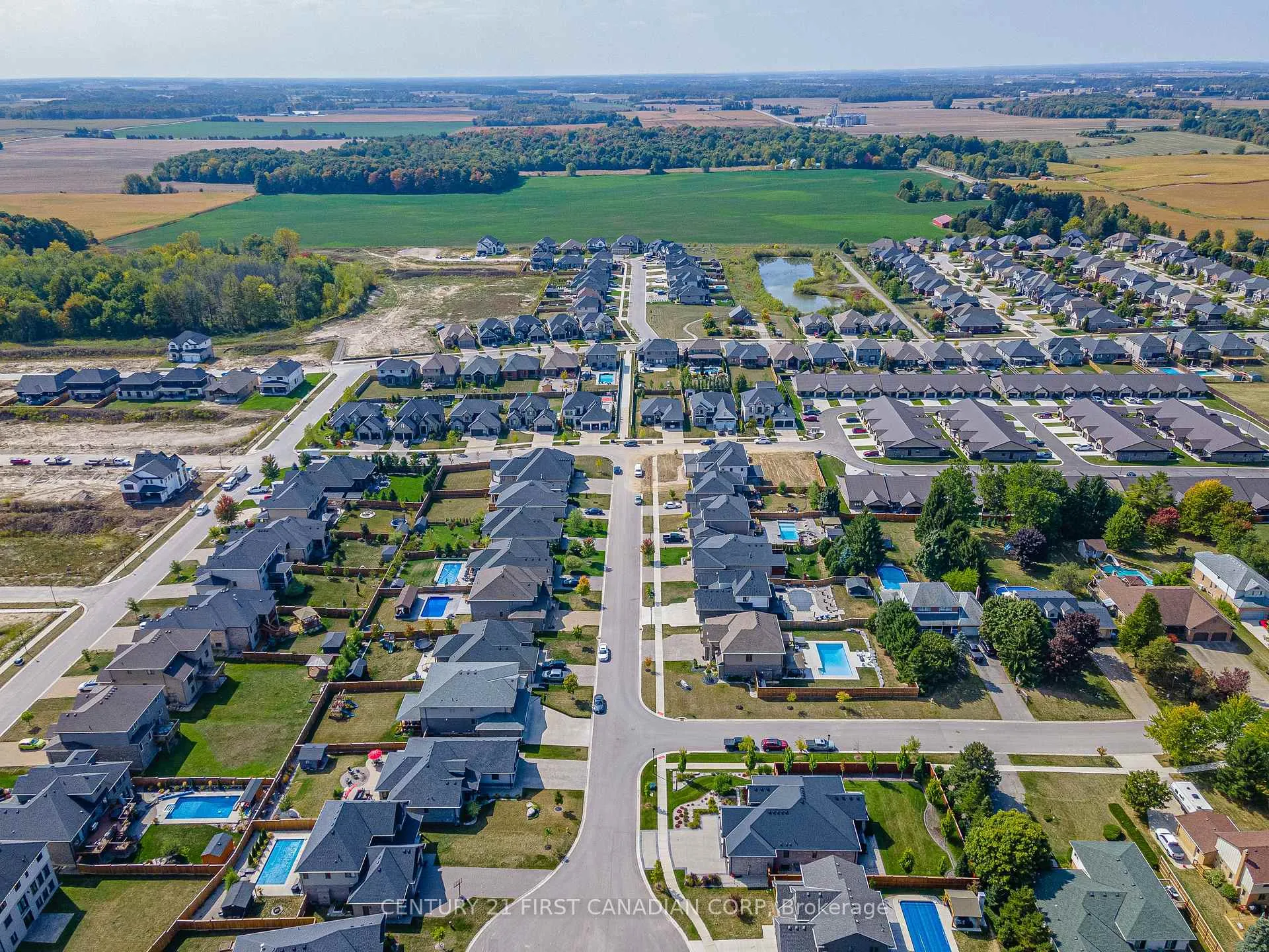 Photo 46 of 31 Violet Court, Middlesex Centre, Ilderton — HOMEH
