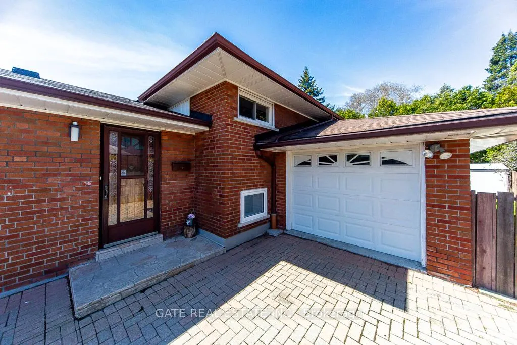 Photo 3 of 14 Amarillo Drive, Scarborough, Eglinton East — HOMEH