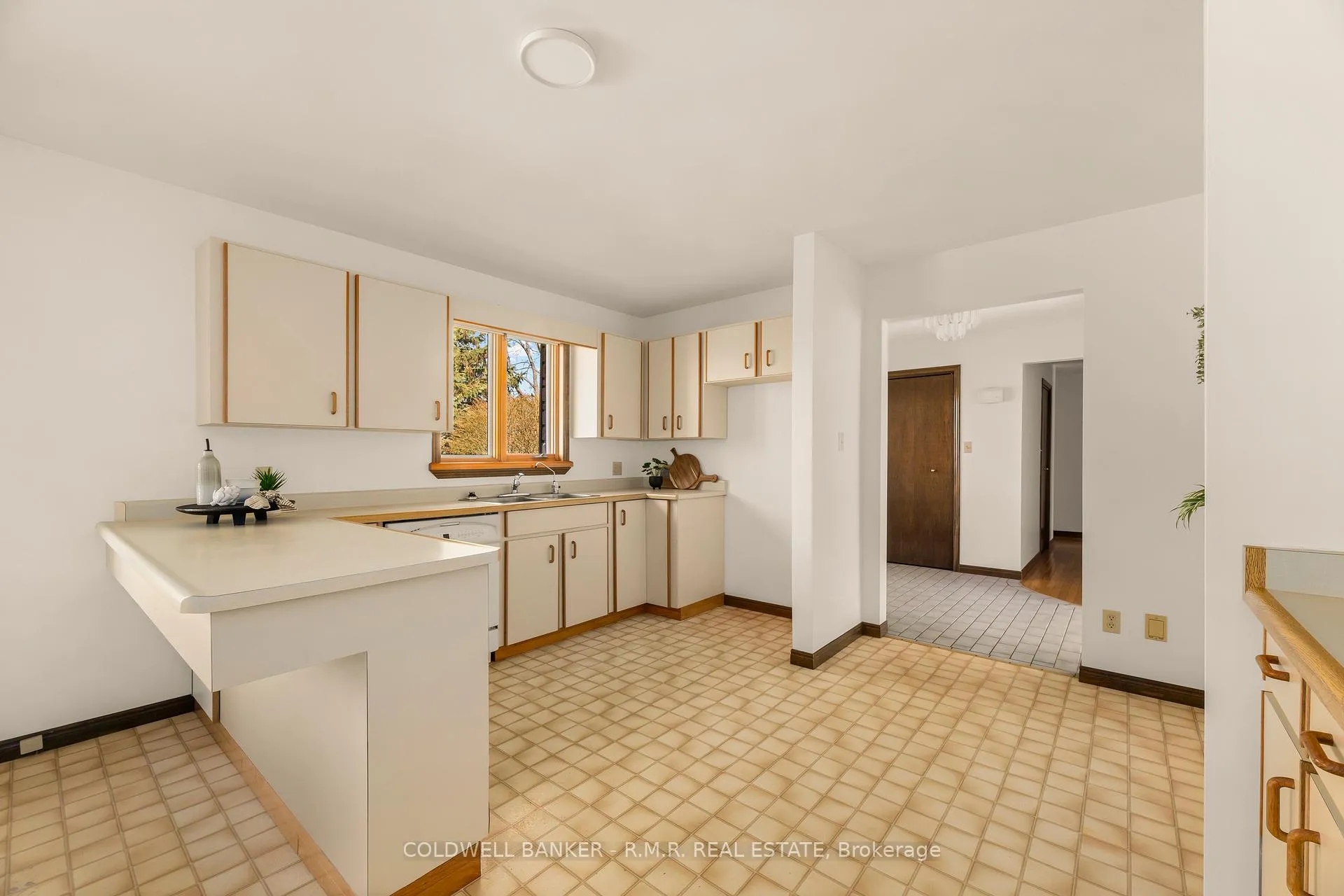 Photo 15 of 21 Skye Valley Drive, Hamilton Township, Rural Hamilton — HOMEH