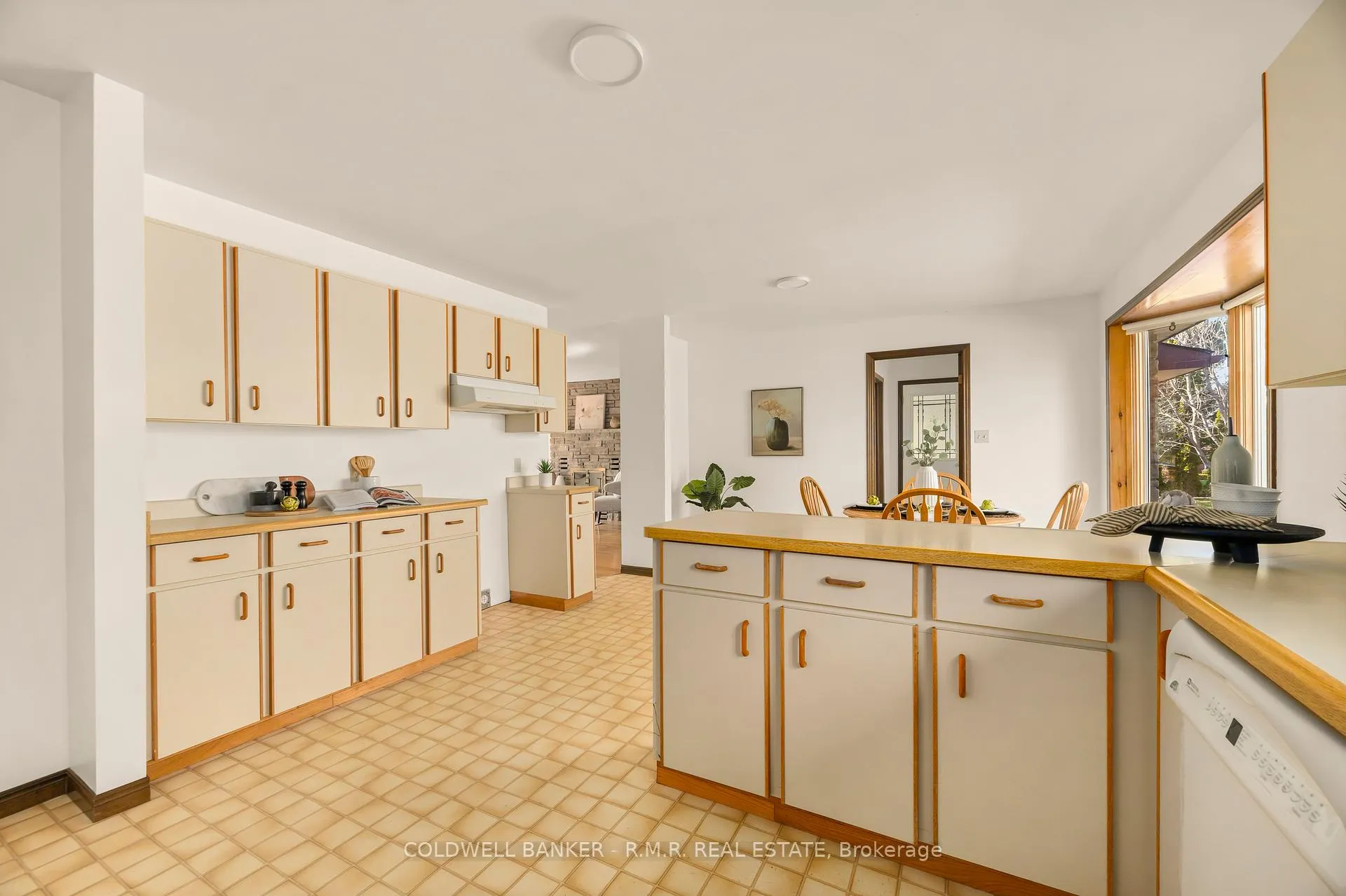 Photo 18 of 21 Skye Valley Drive, Hamilton Township, Rural Hamilton — HOMEH