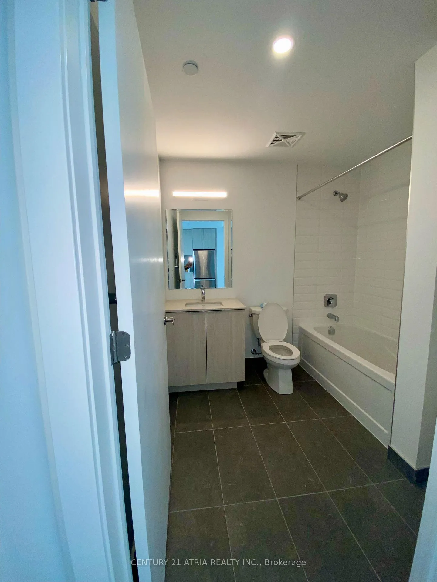 Photo 13 of Unit 316, 720 Whitlock Avenue, Milton, Cobban — HOMEH