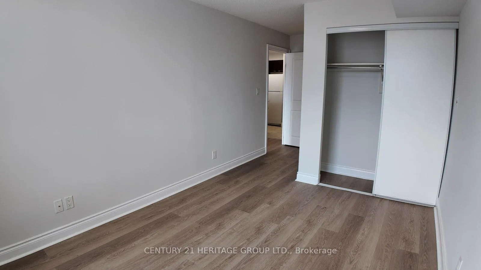 Photo 11 of 88 Times Avenue, Markham, Commerce Valley — HOMEH