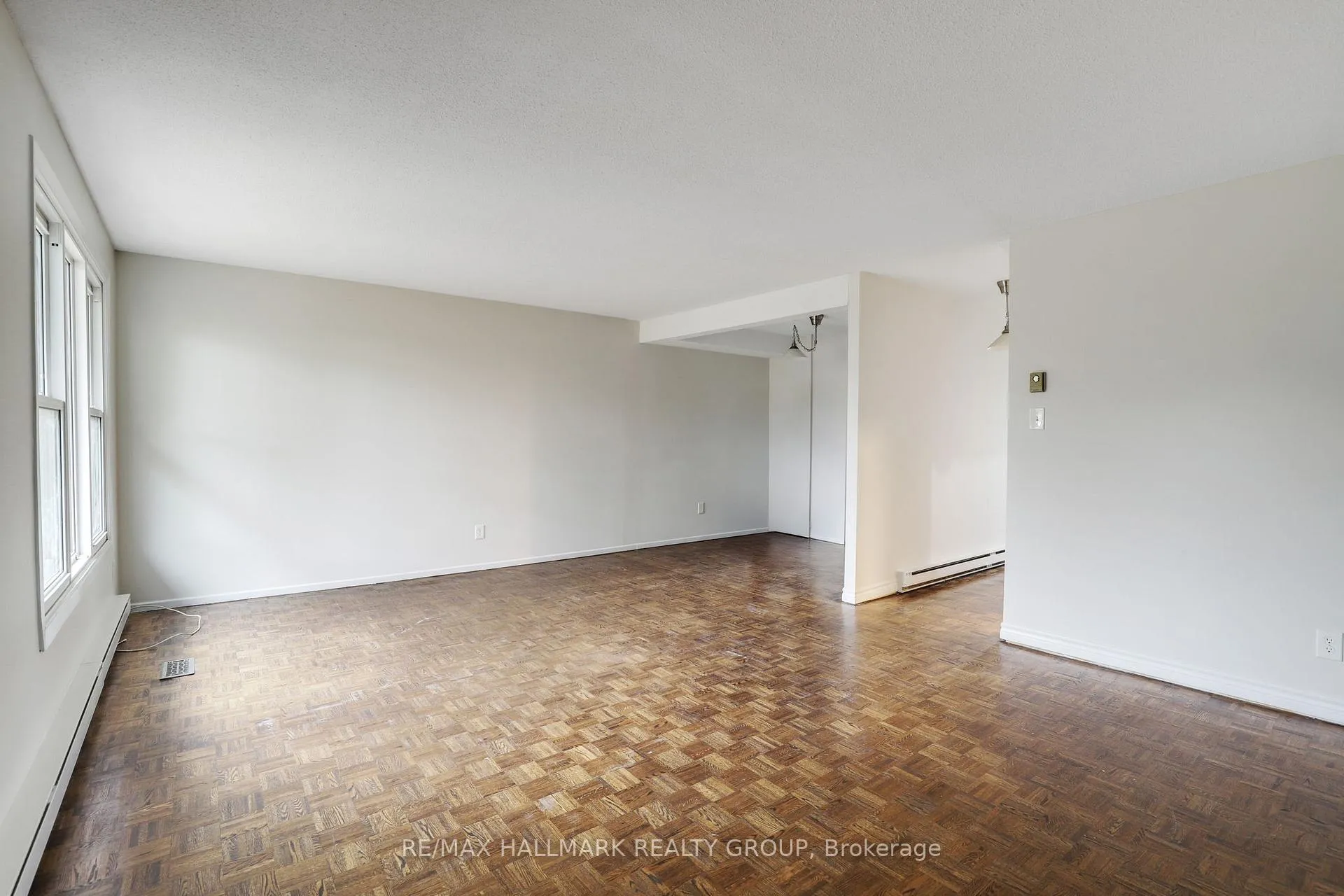 Photo 7 of Unit 44, 920 Dynes Road, Ottawa, Carleton Square — HOMEH