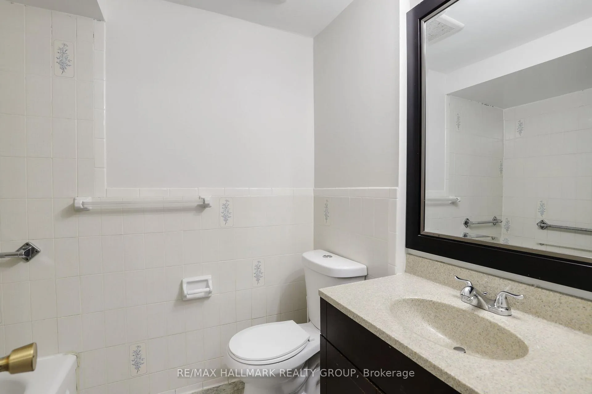 Photo 9 of Unit 44, 920 Dynes Road, Ottawa, Carleton Square — HOMEH