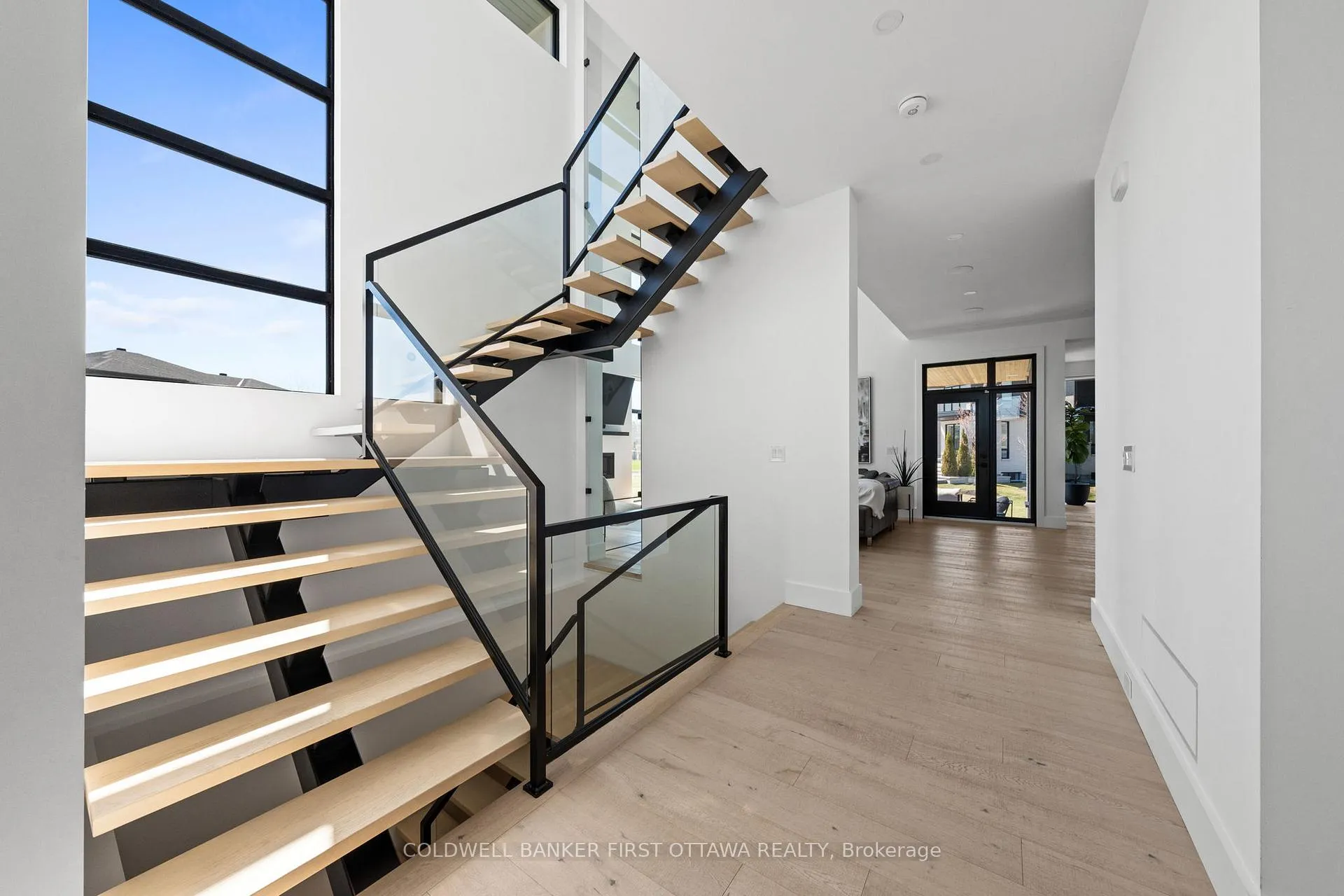 Photo 11 of 781 Mcmanus Avenue, Ottawa, Manotick Village & Manotick Estates — HOMEH