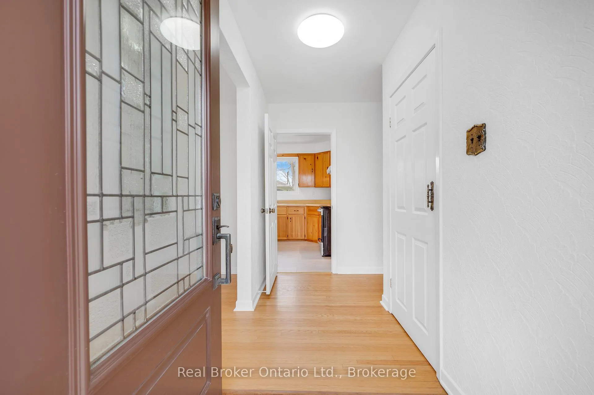 Photo 6 of 434 Hampton Heath Road, Burlington, Appleby — HOMEH