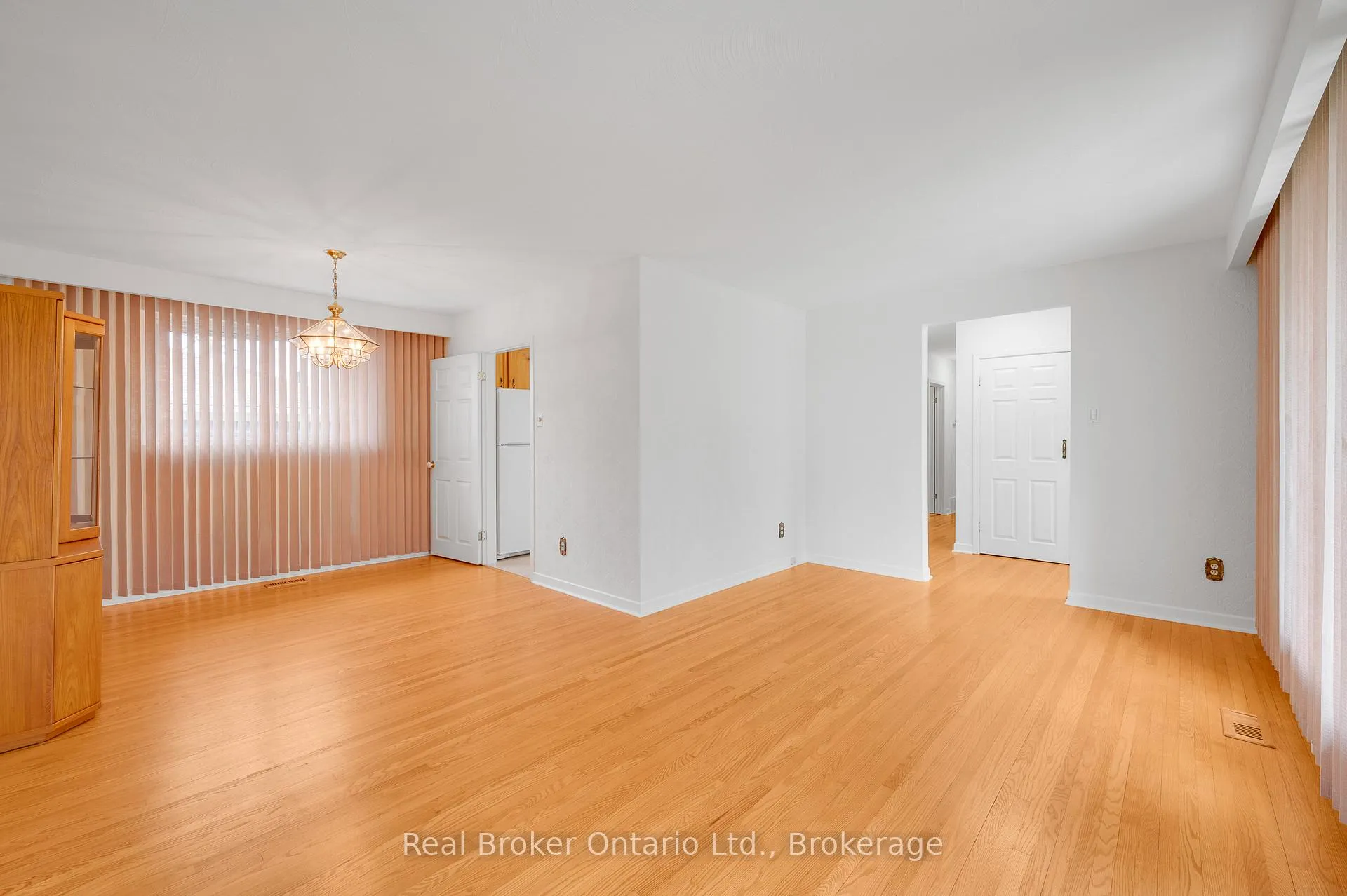 Photo 10 of 434 Hampton Heath Road, Burlington, Appleby — HOMEH
