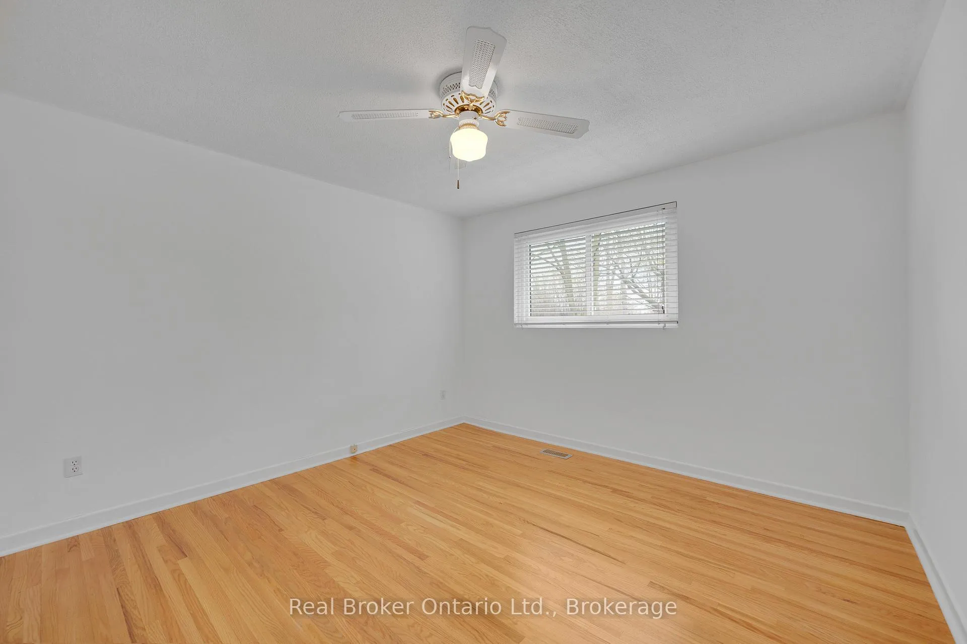 Photo 22 of 434 Hampton Heath Road, Burlington, Appleby — HOMEH