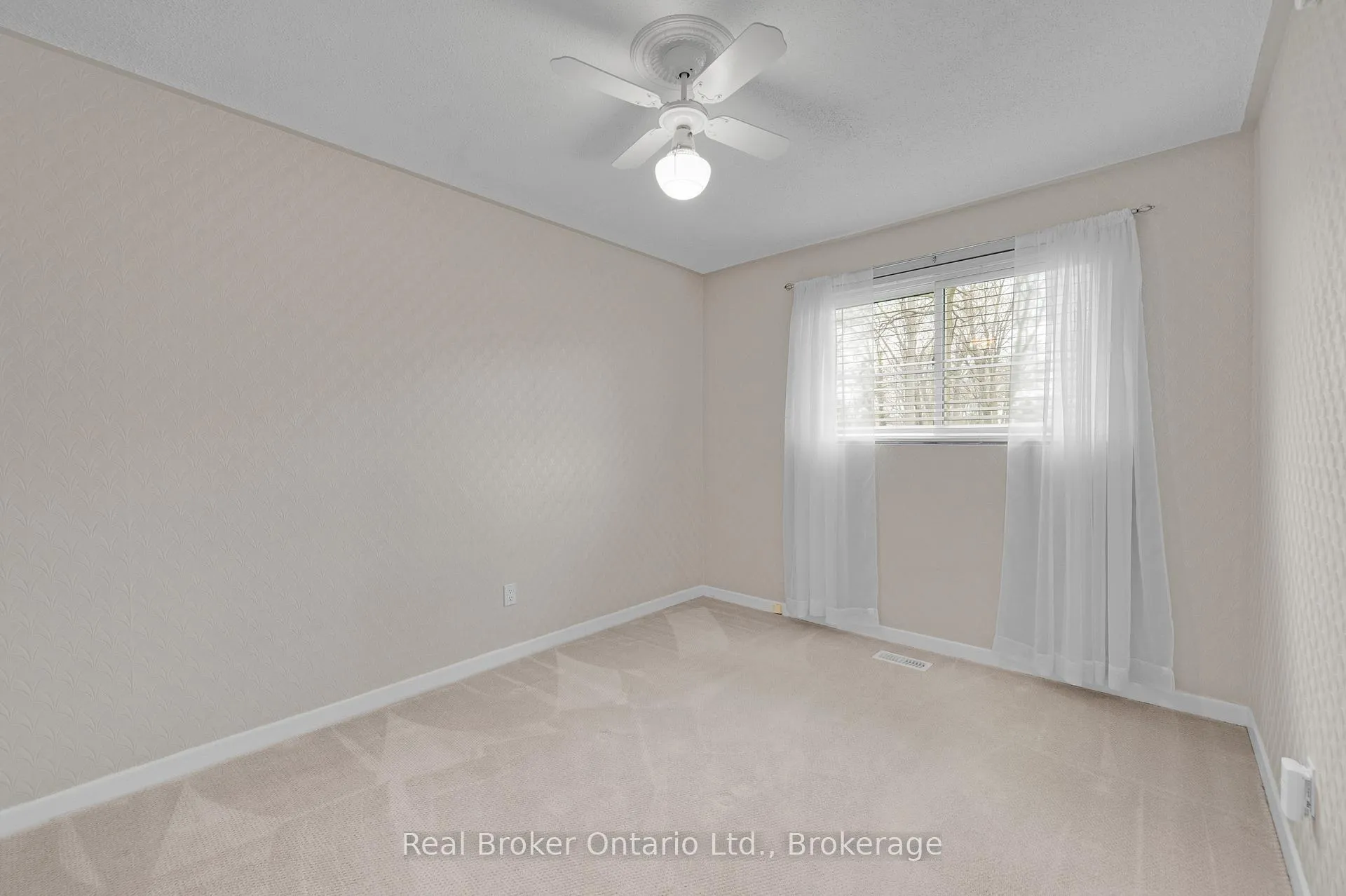 Photo 24 of 434 Hampton Heath Road, Burlington, Appleby — HOMEH
