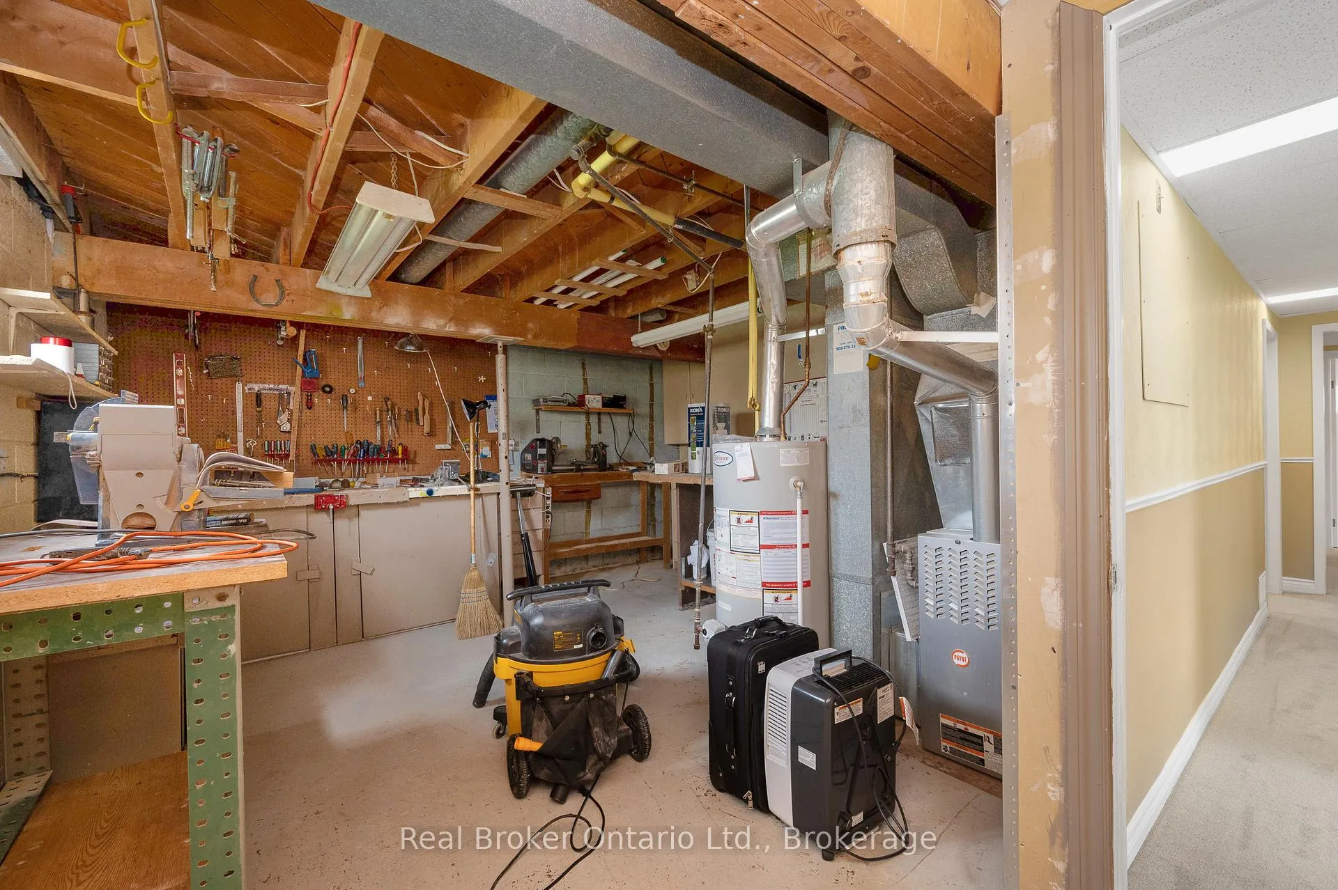 Photo 33 of 434 Hampton Heath Road, Burlington, Appleby — HOMEH