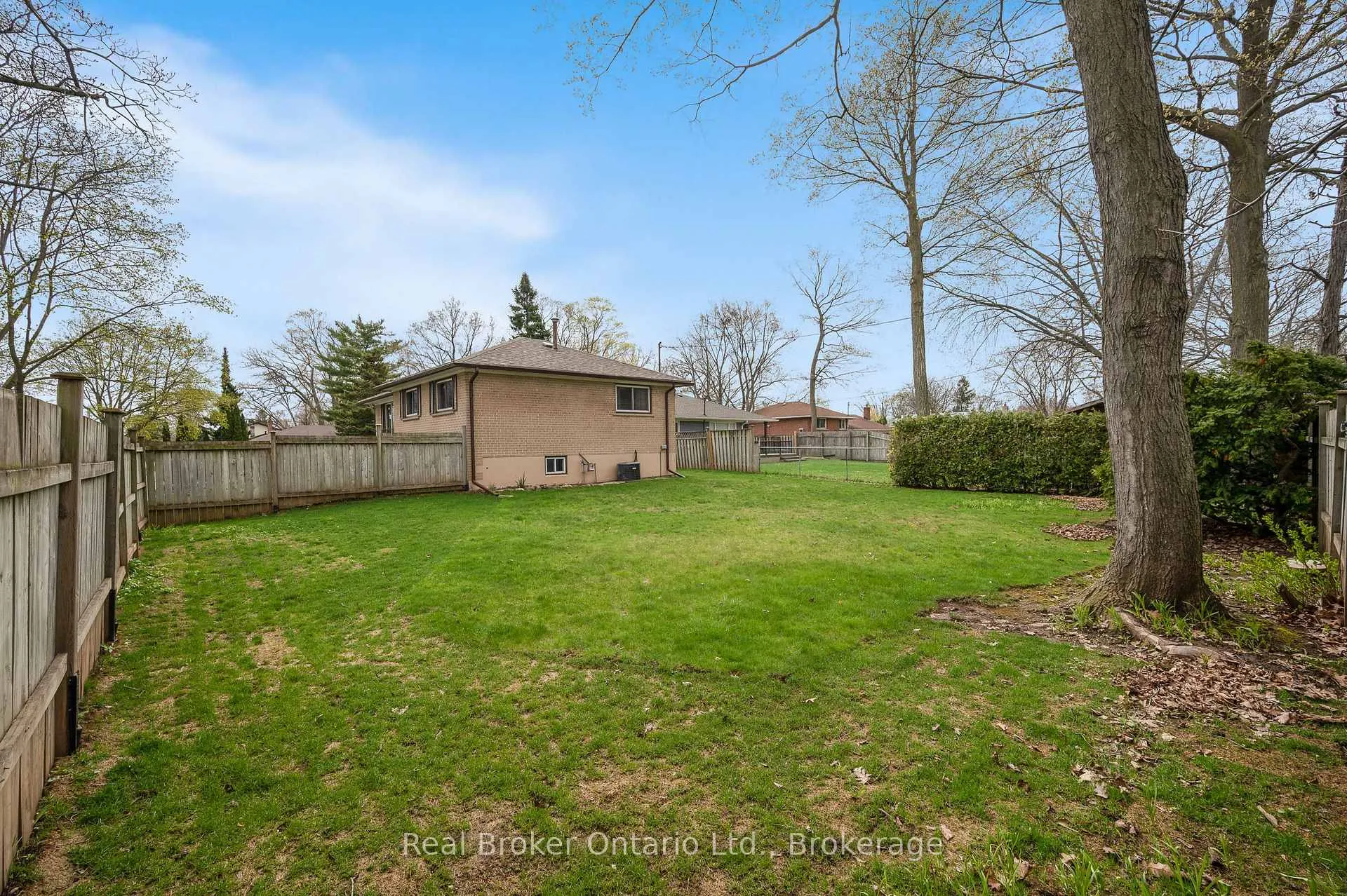 Photo 37 of 434 Hampton Heath Road, Burlington, Appleby — HOMEH