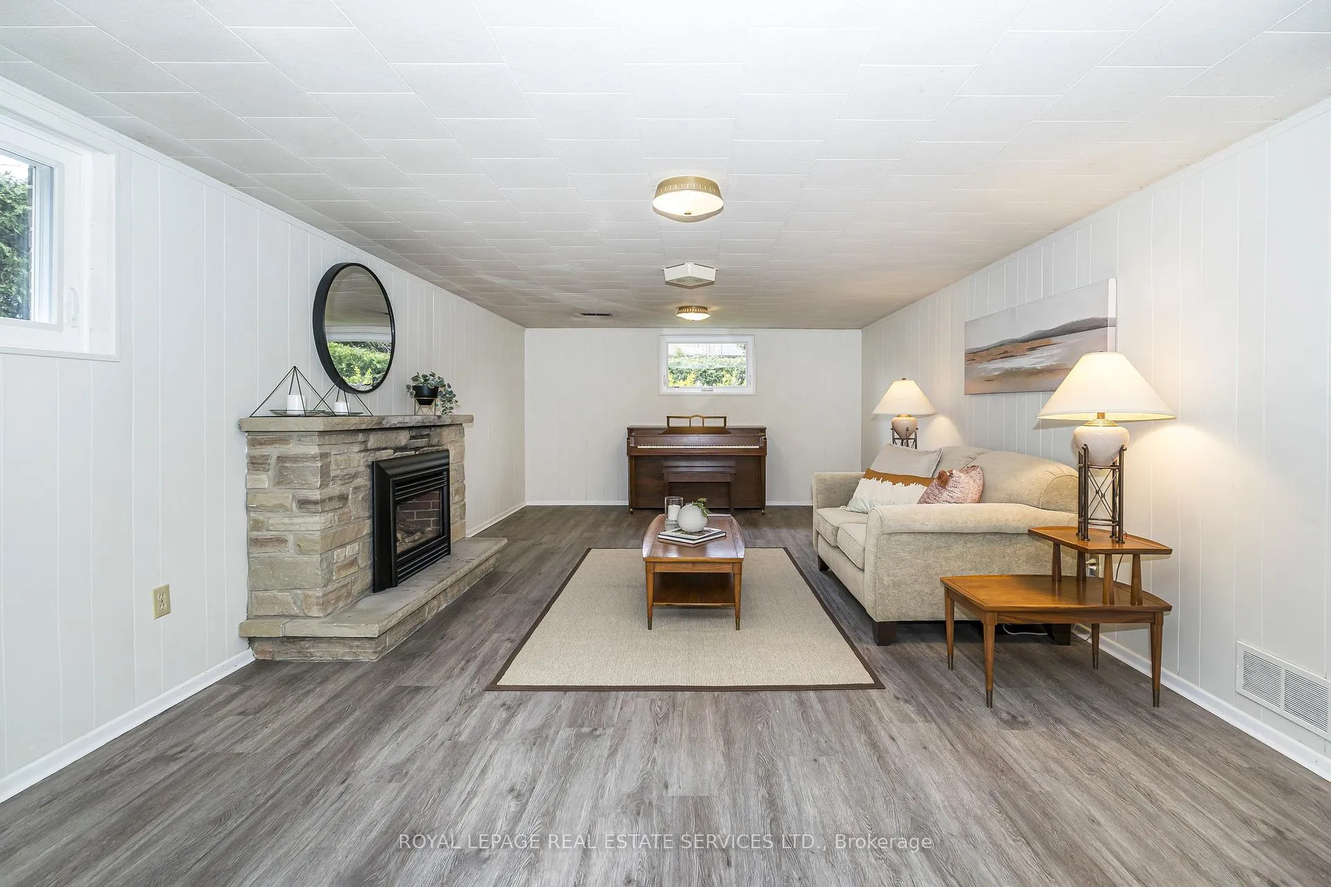 Photo 21 of 23 Birchleaf Crescent, Etobicoke, Willowridge-Martingrove-Richview — HOMEH