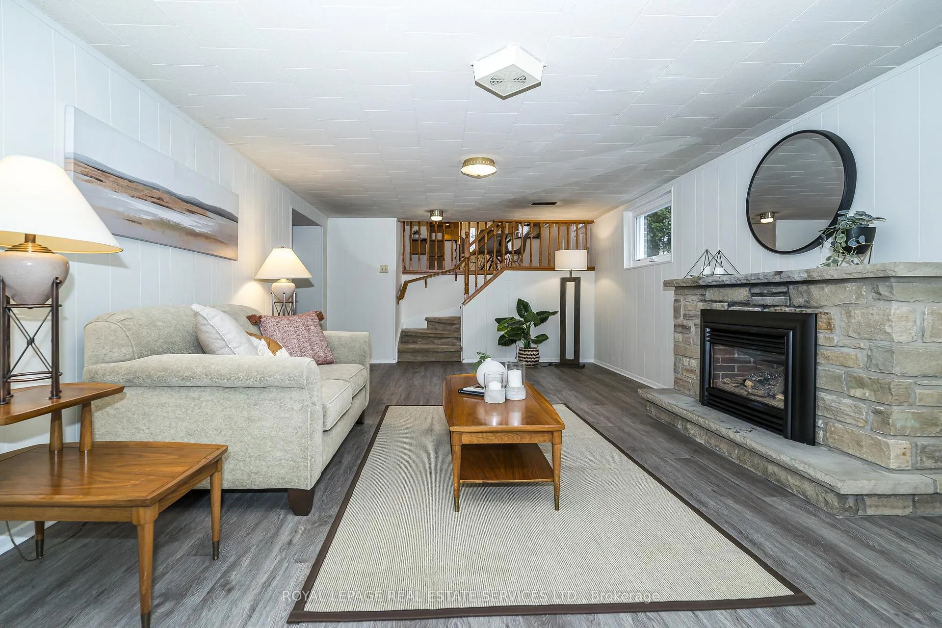 Photo 23 of 23 Birchleaf Crescent, Etobicoke, Willowridge-Martingrove-Richview — HOMEH