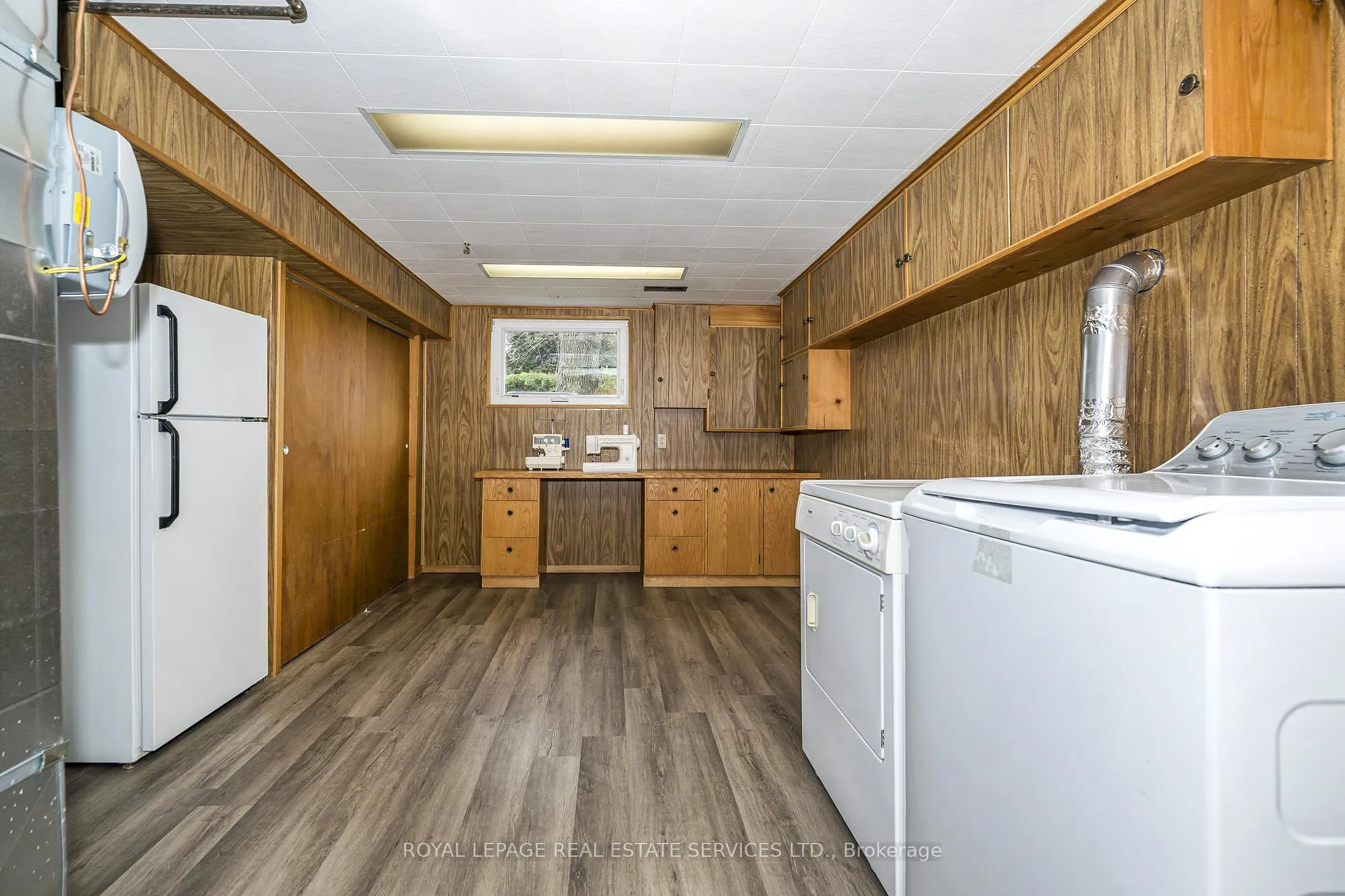 Photo 25 of 23 Birchleaf Crescent, Etobicoke, Willowridge-Martingrove-Richview — HOMEH