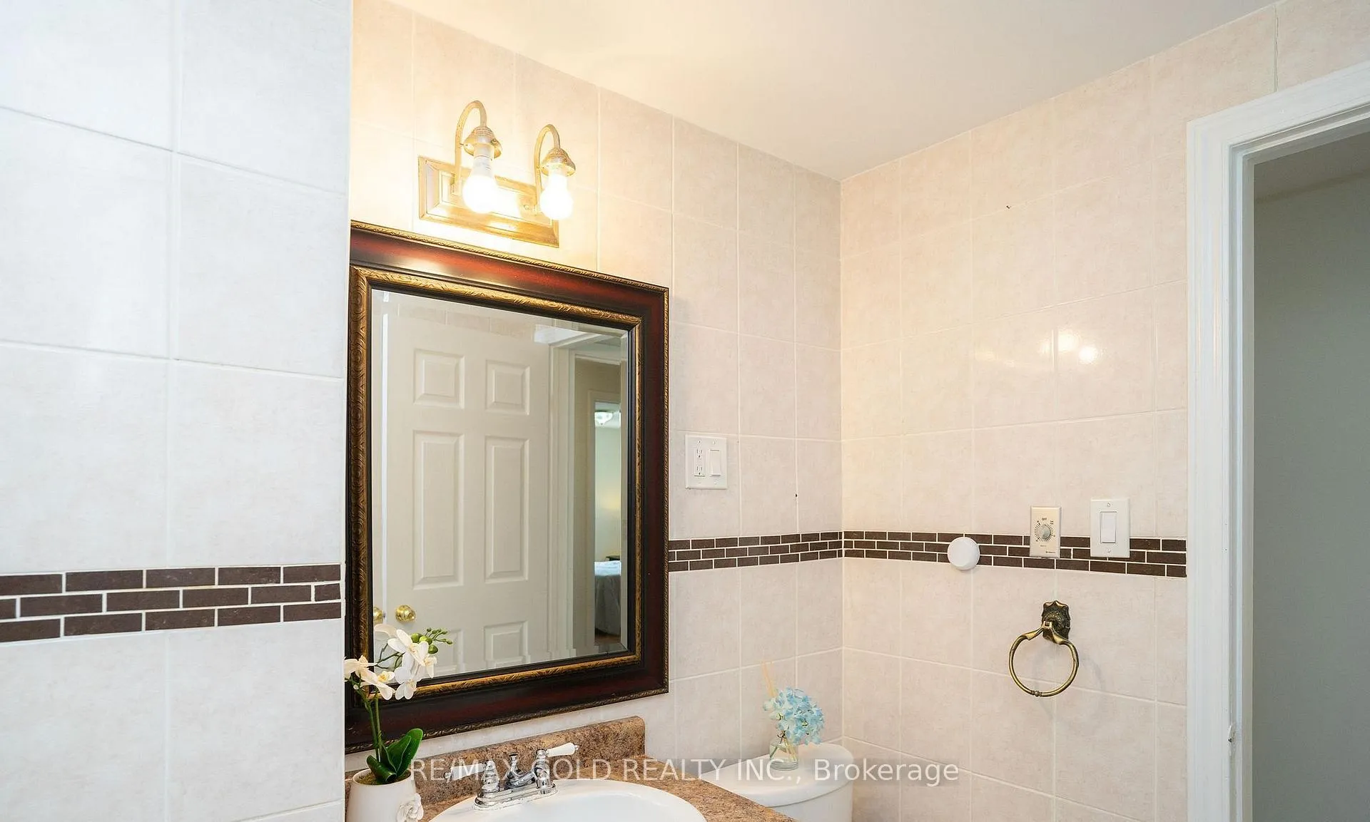 Photo 25 of 51 Davenport Crescent, Brampton, Southgate — HOMEH