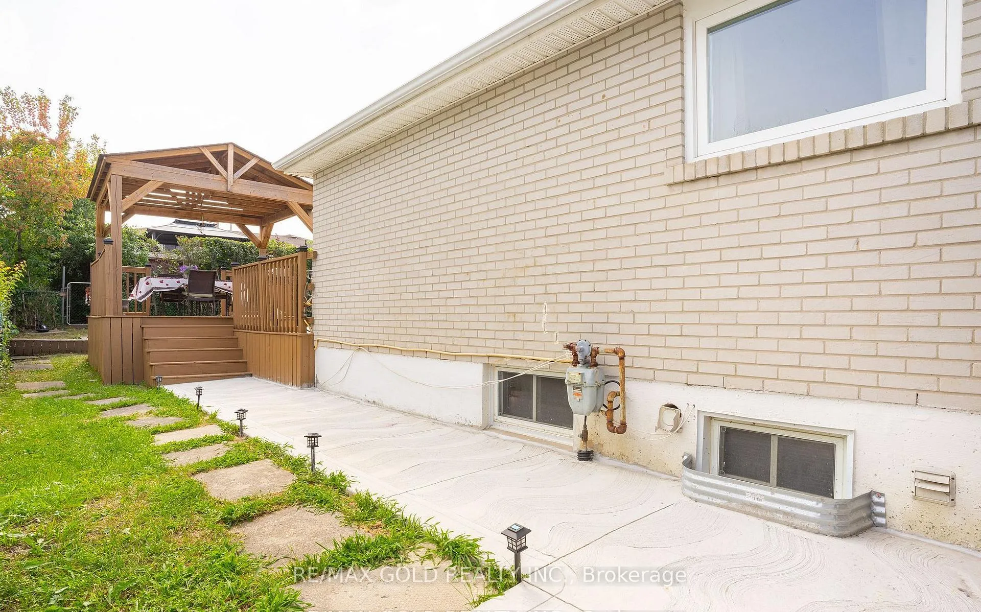 Photo 34 of 51 Davenport Crescent, Brampton, Southgate — HOMEH