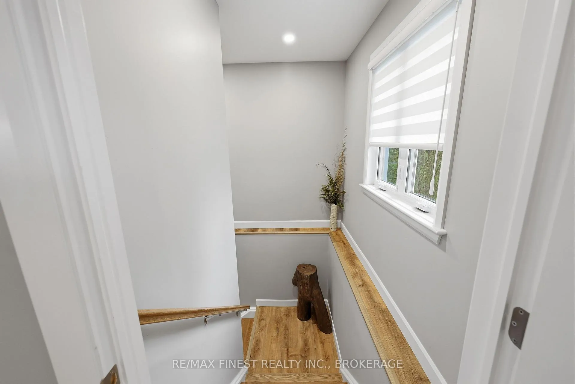 Photo 29 of 4173 Mangan Boulevard, Kingston, City North of 401 — HOMEH