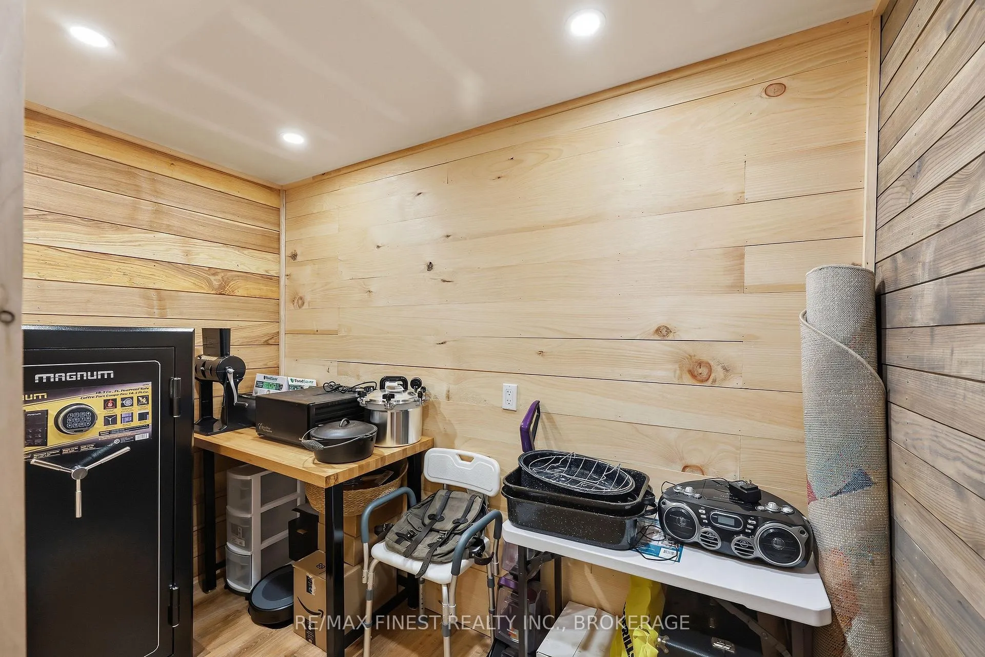 Photo 41 of 4173 Mangan Boulevard, Kingston, City North of 401 — HOMEH