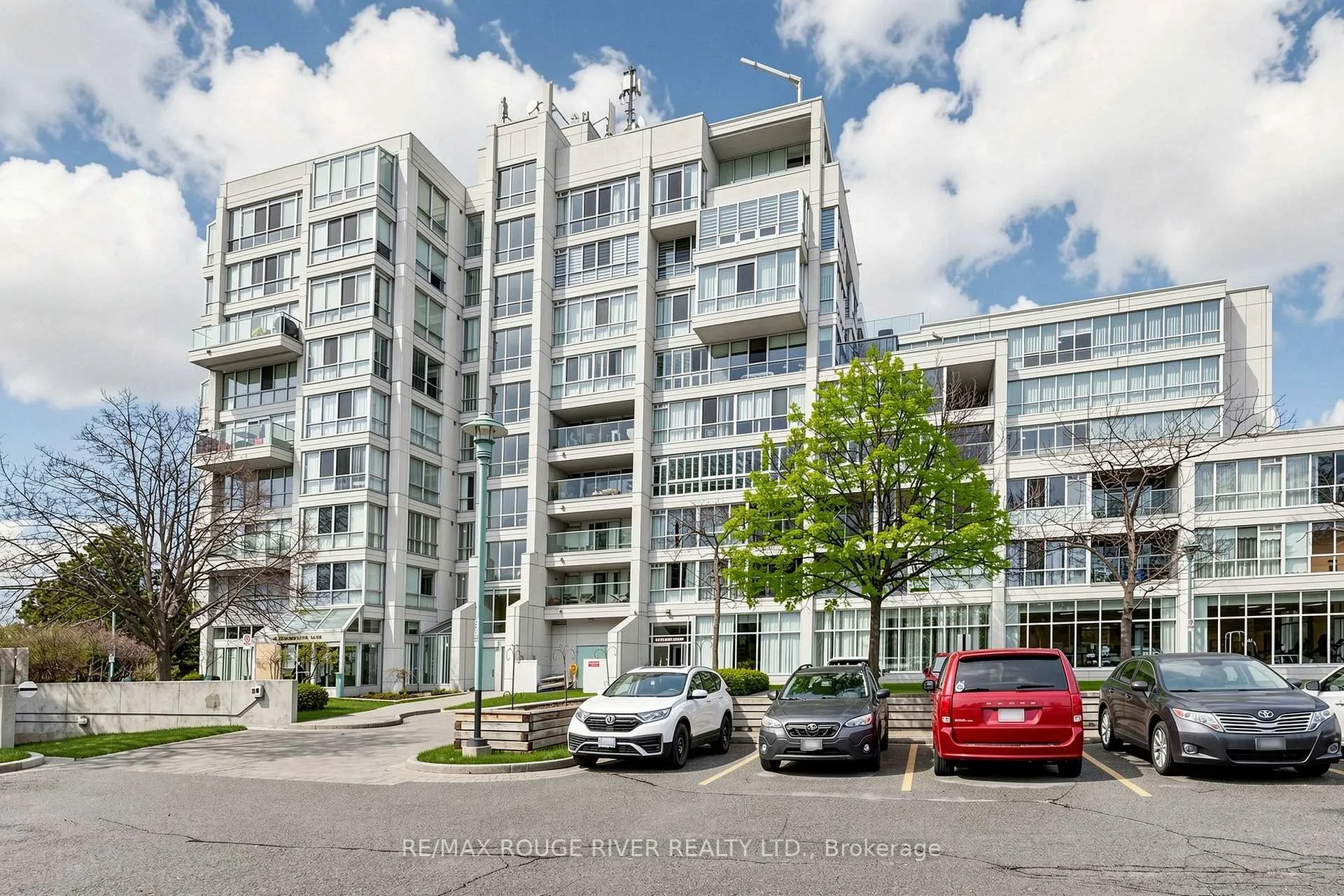 Photo 3 of Unit 605, 45 Cumberland Lane, Ajax, South West — HOMEH
