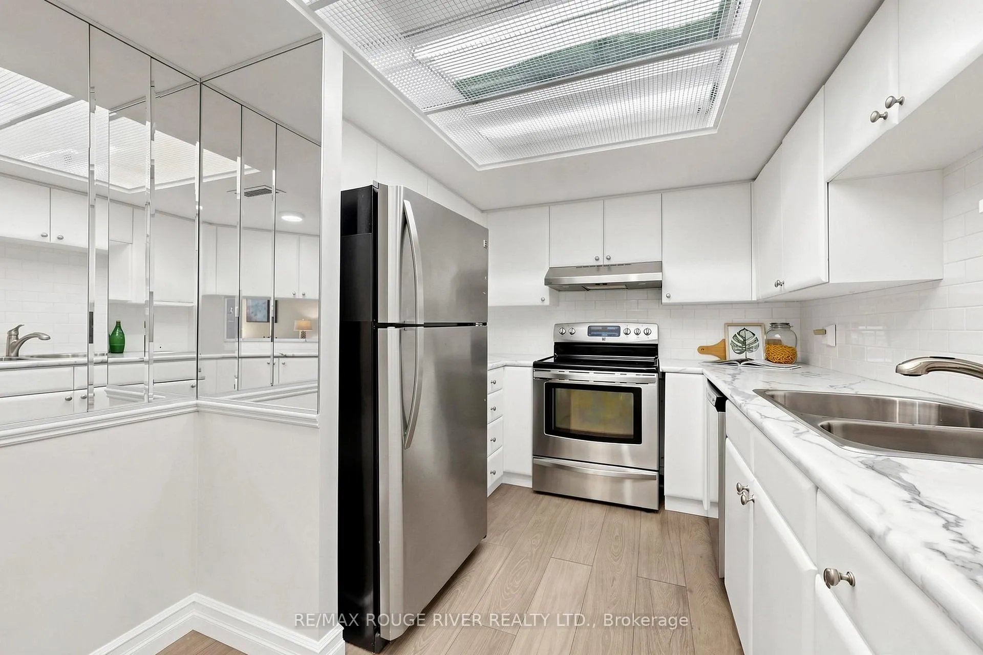 Photo 22 of Unit 605, 45 Cumberland Lane, Ajax, South West — HOMEH