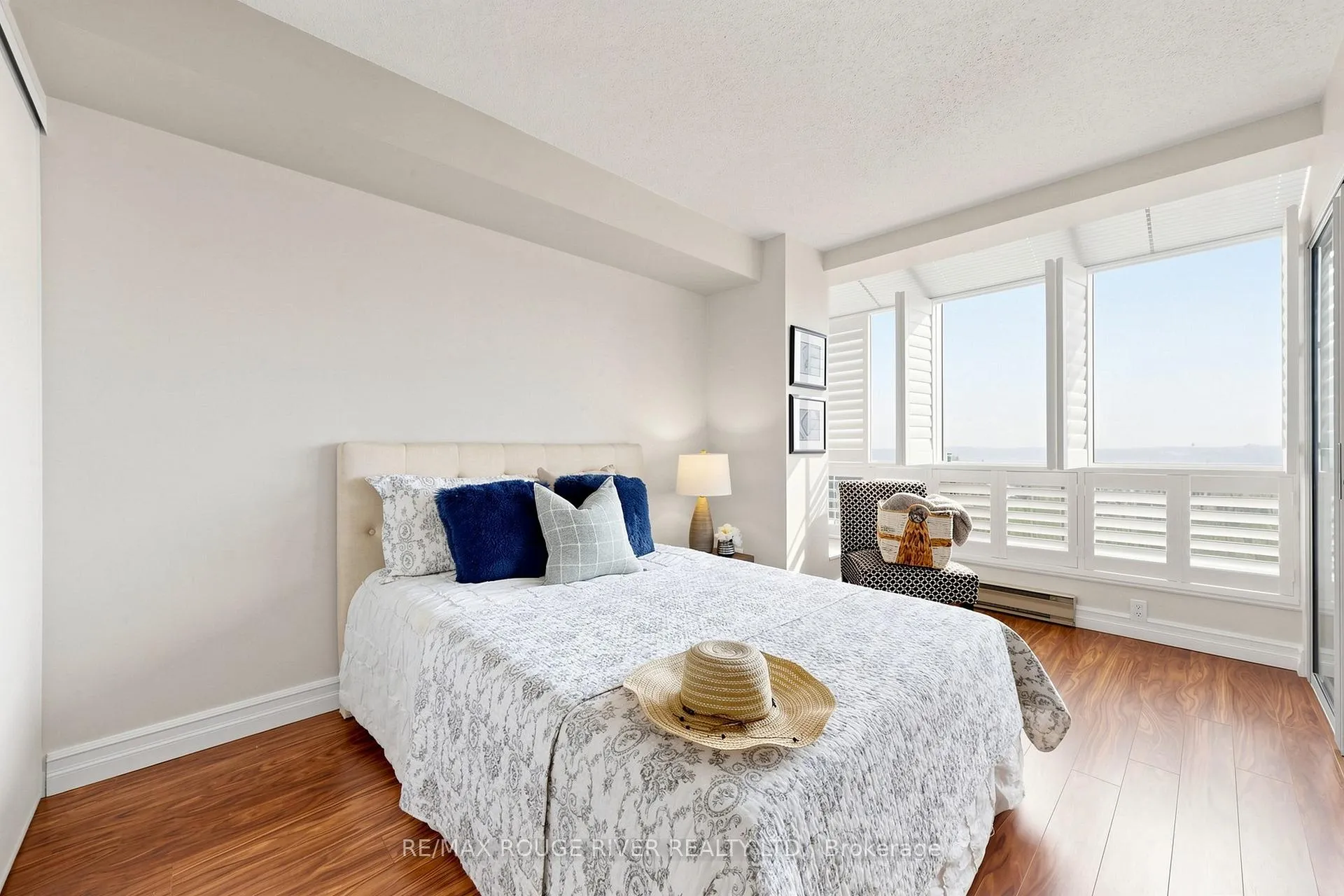 Photo 25 of Unit 605, 45 Cumberland Lane, Ajax, South West — HOMEH