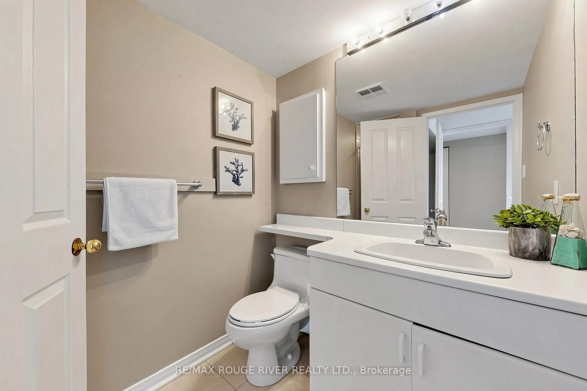 Photo 29 of Unit 605, 45 Cumberland Lane, Ajax, South West — HOMEH