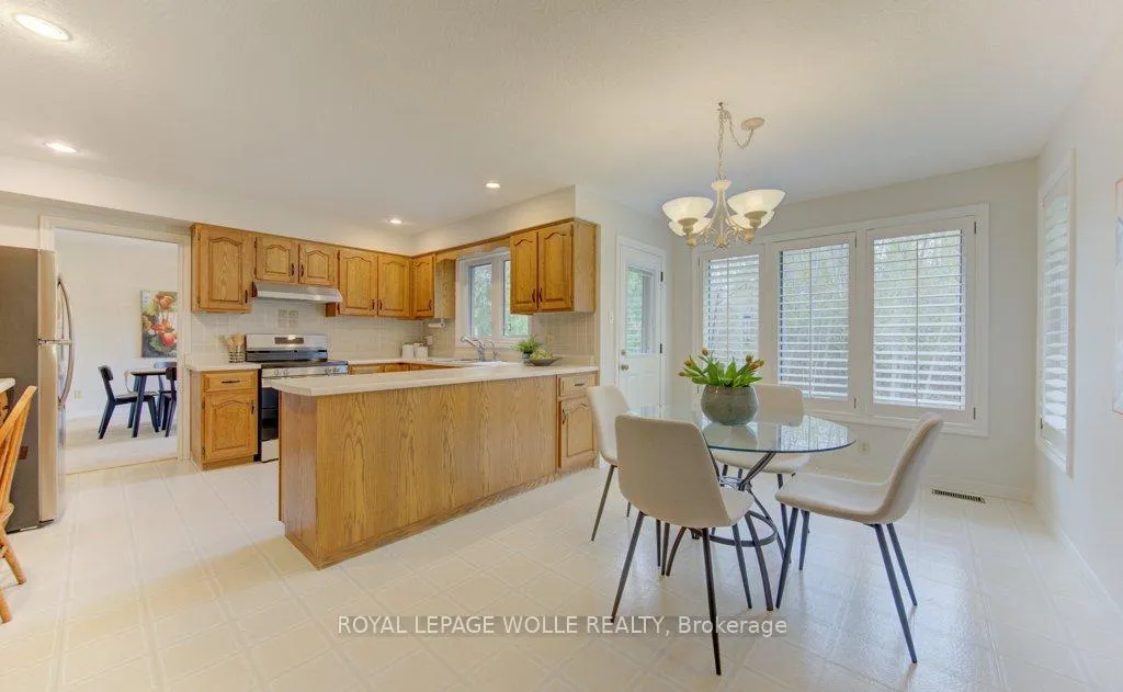 Photo 12 of 333 Calvington Place, Waterloo — HOMEH