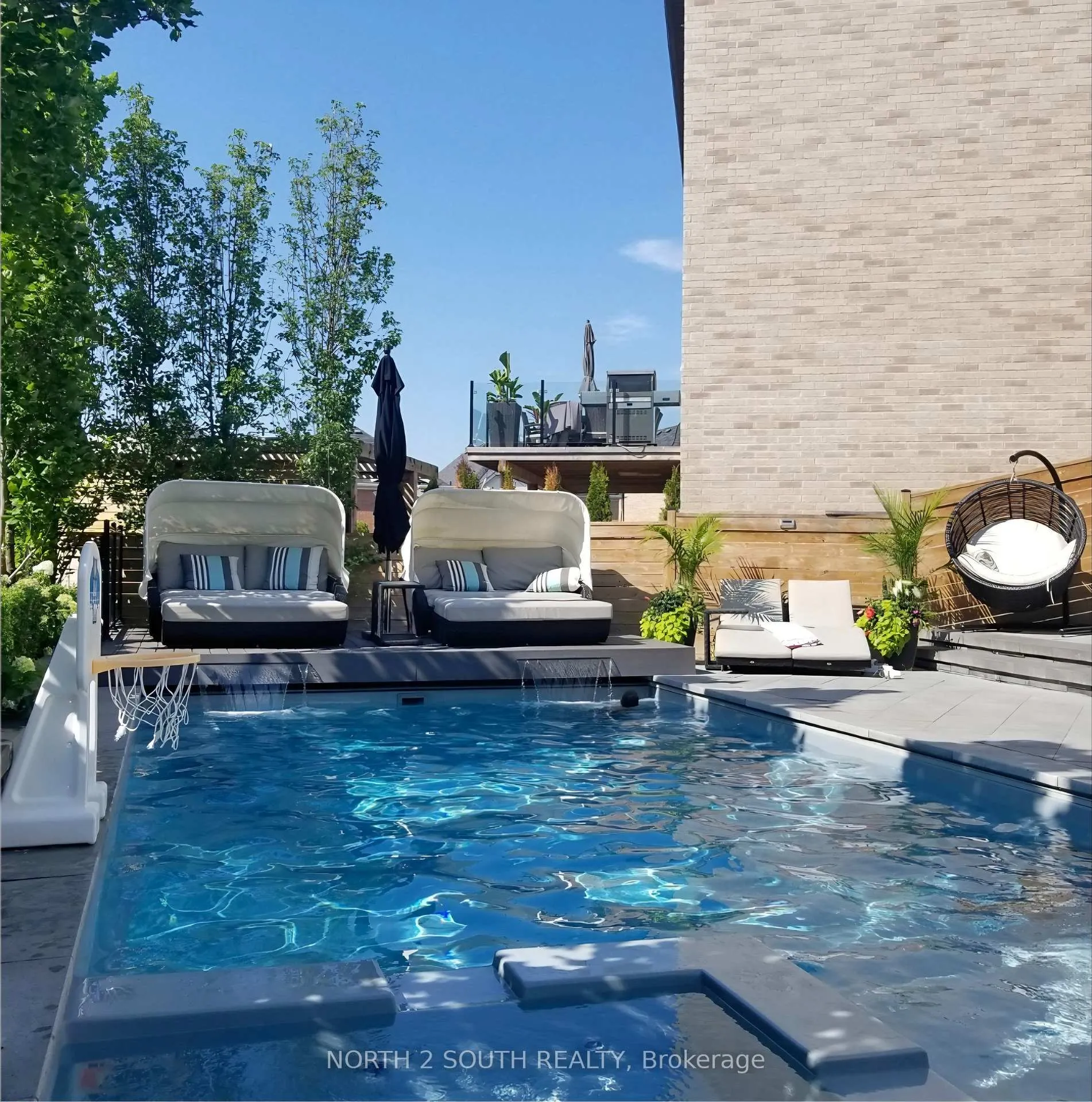 Photo 1 of 36 Kylemount Court, Vaughan, Patterson — HOMEH