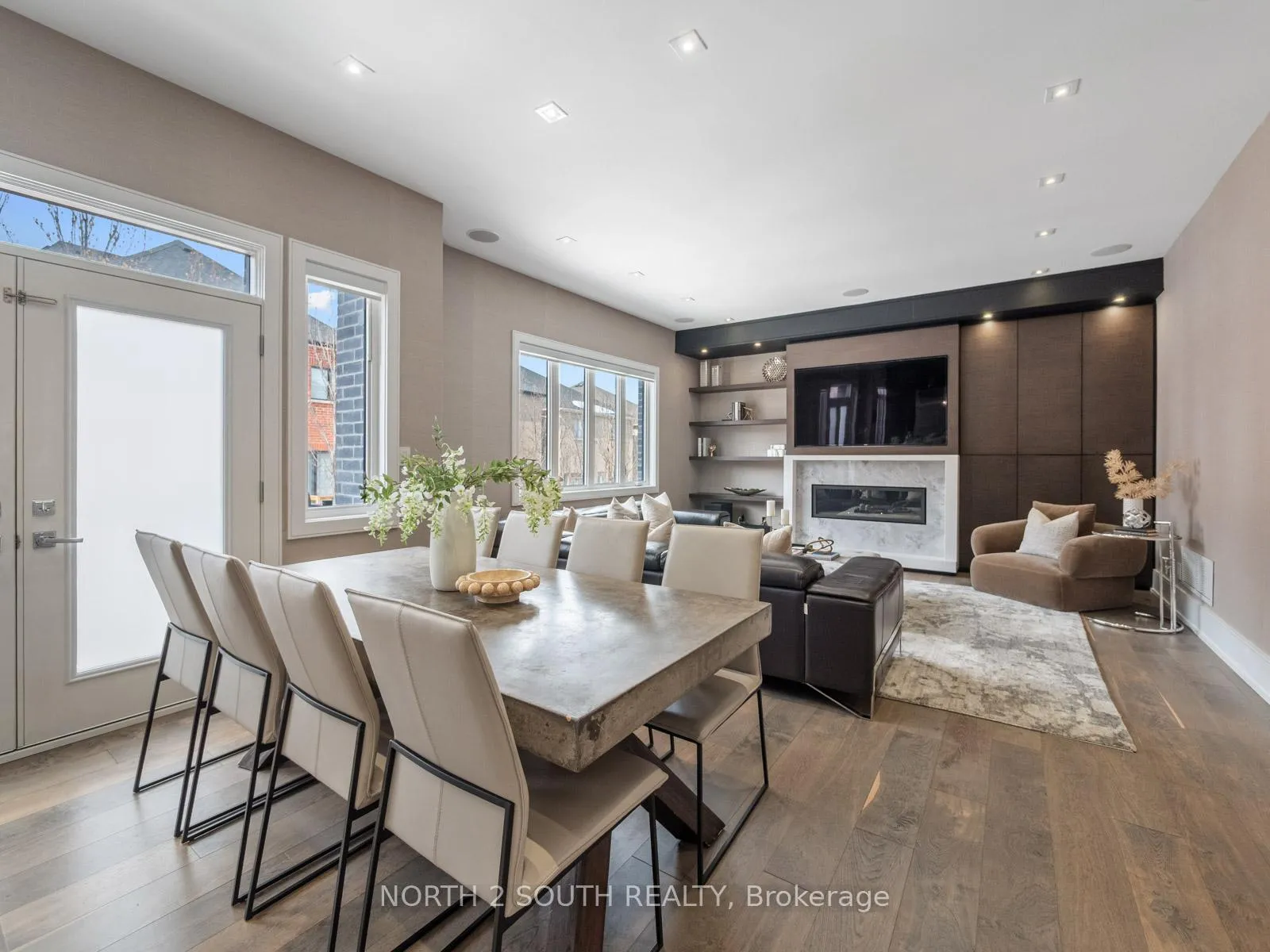Photo 13 of 36 Kylemount Court, Vaughan, Patterson — HOMEH