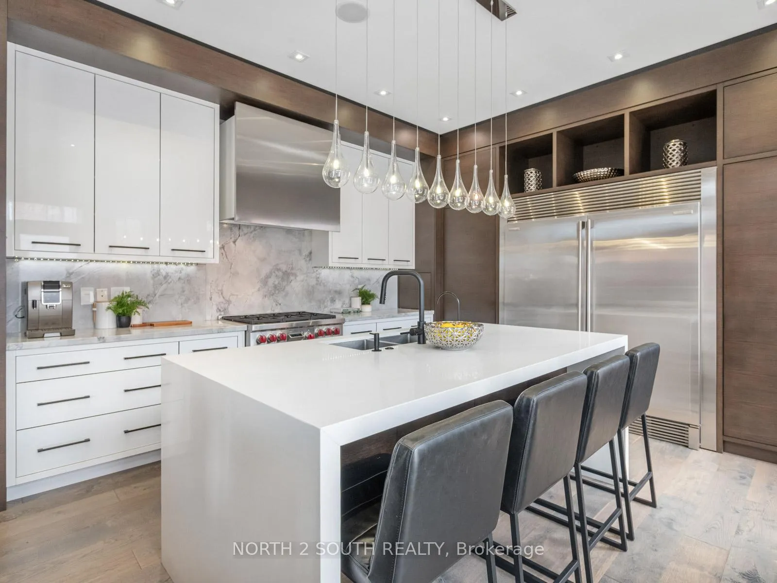 Photo 18 of 36 Kylemount Court, Vaughan, Patterson — HOMEH