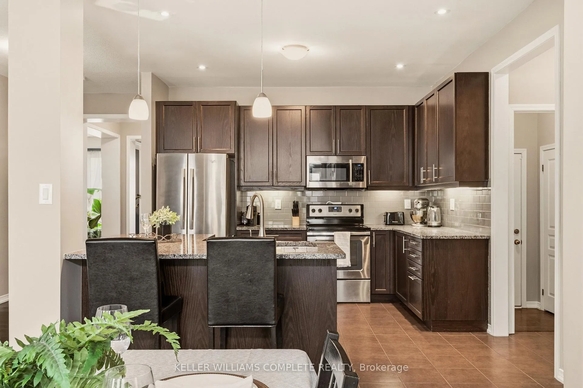 Photo 12 of 42 Yager Drive, Hamilton, Binbrook — HOMEH