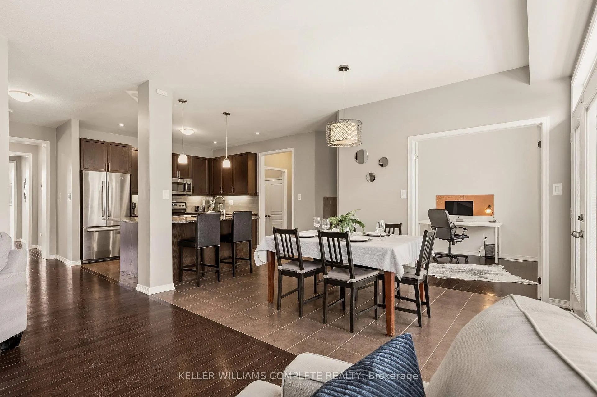 Photo 18 of 42 Yager Drive, Hamilton, Binbrook — HOMEH