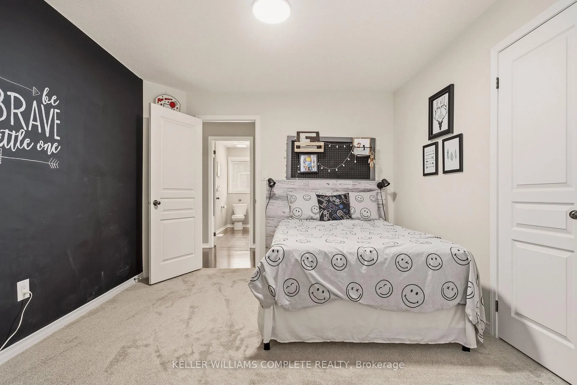 Photo 29 of 42 Yager Drive, Hamilton, Binbrook — HOMEH