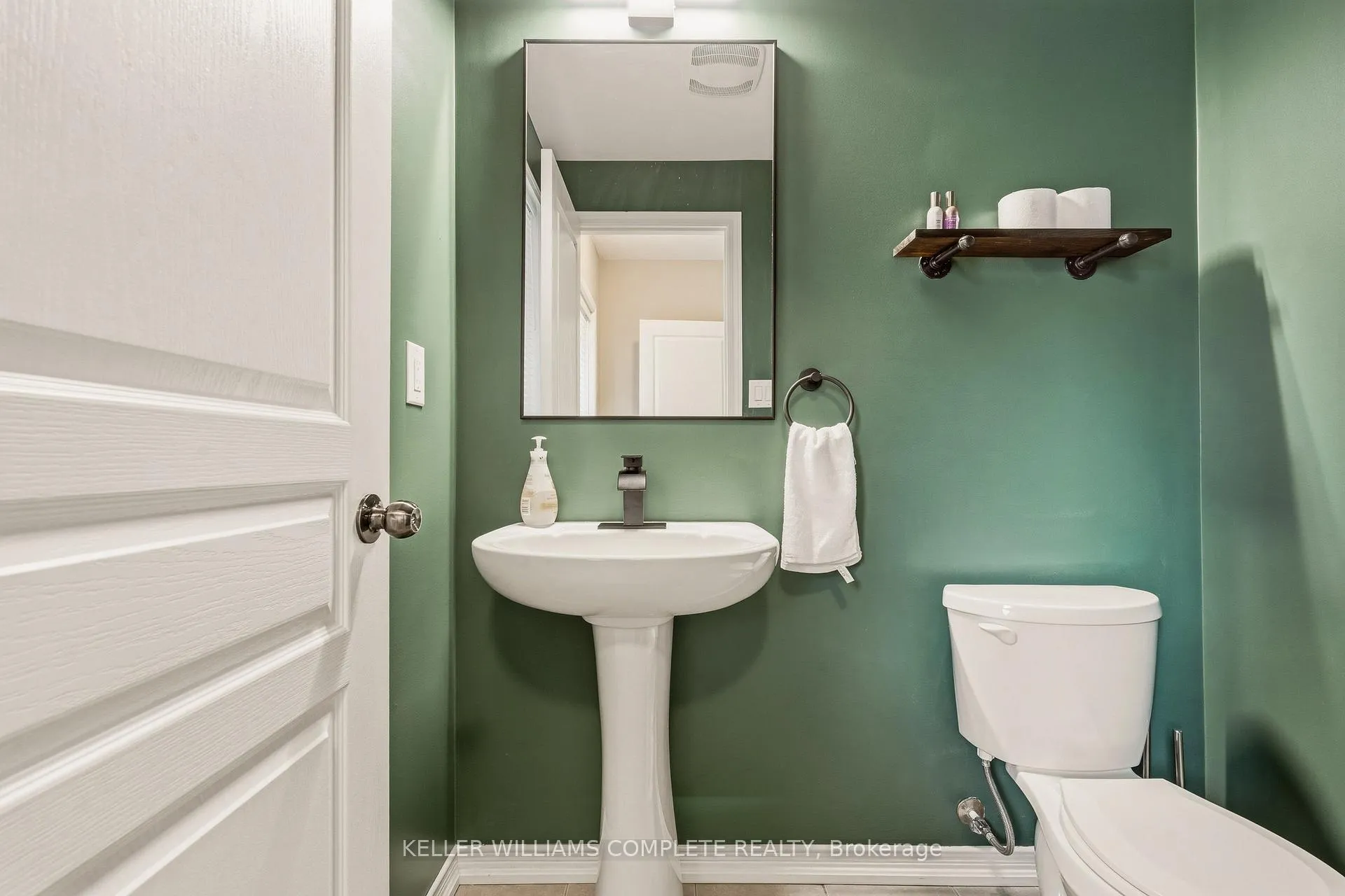 Photo 35 of 42 Yager Drive, Hamilton, Binbrook — HOMEH