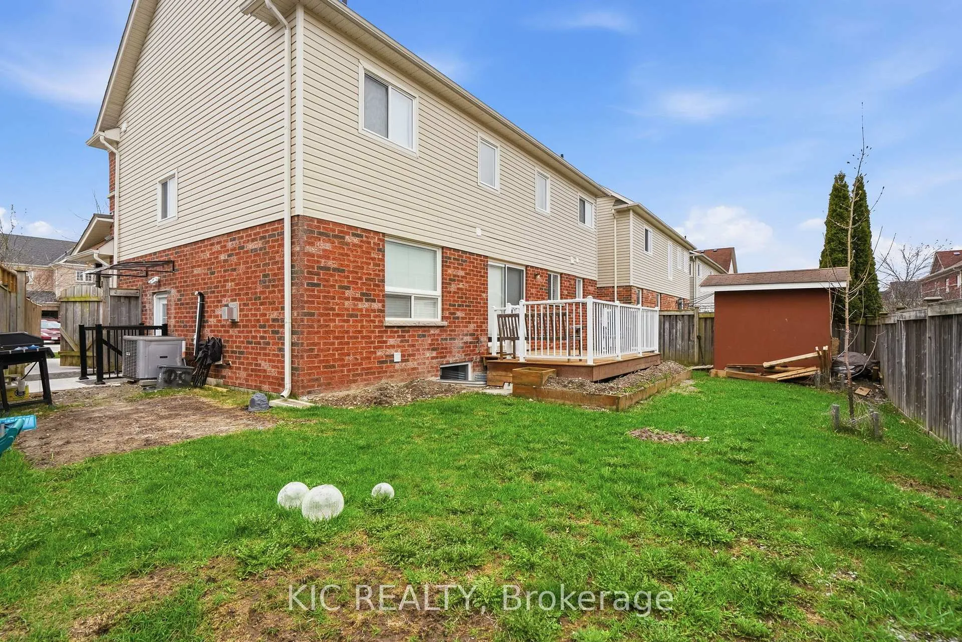 Photo 12 of Unit Basement, 38 Maple Crown Terrace, Barrie, Innis-Shore — HOMEH
