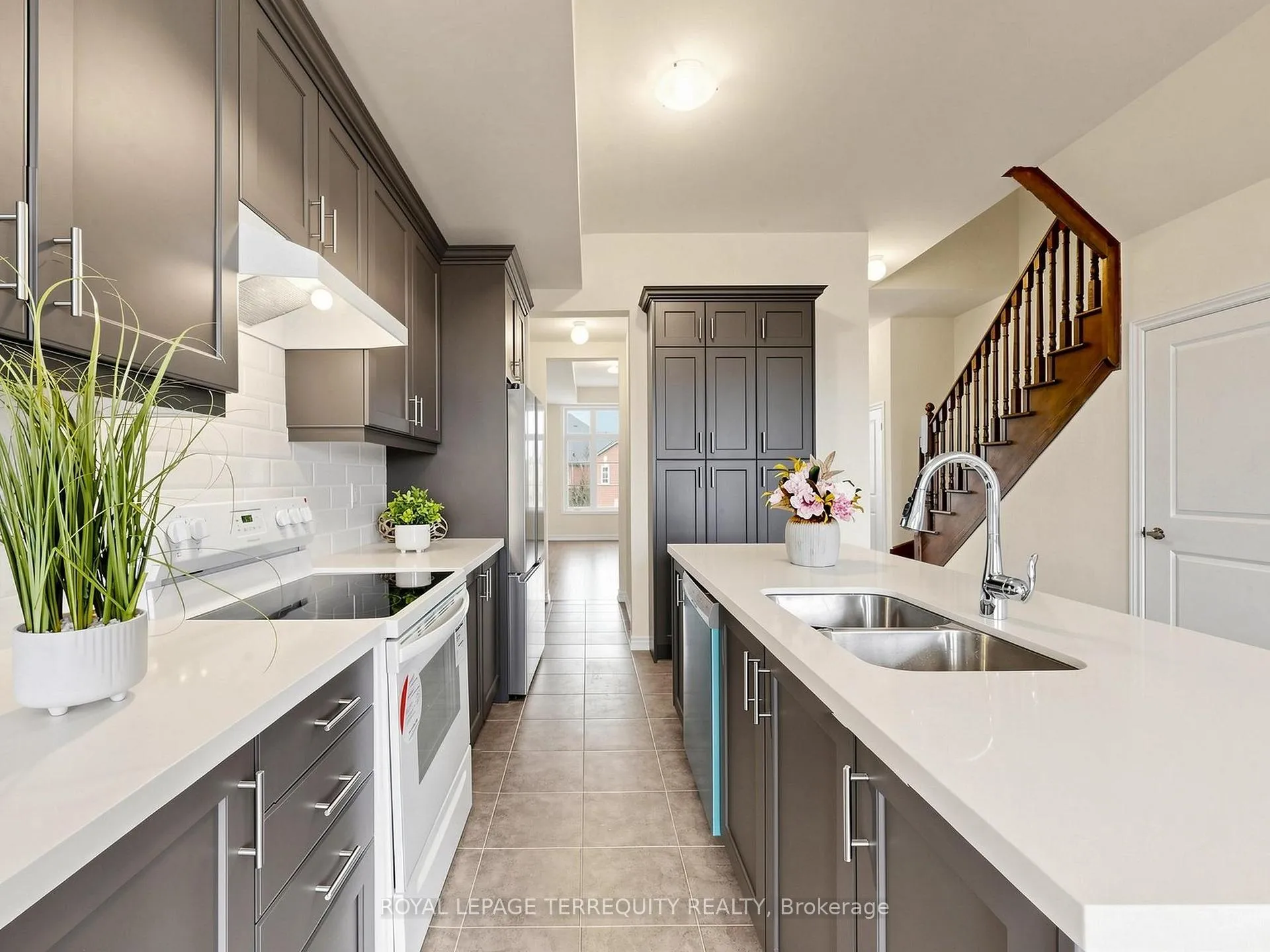 Photo 4 of 293 Swan Park Road, Markham, Greensborough — HOMEH