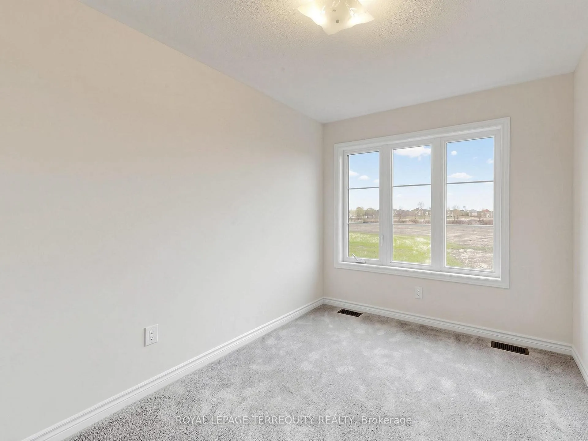 Photo 14 of 293 Swan Park Road, Markham, Greensborough — HOMEH